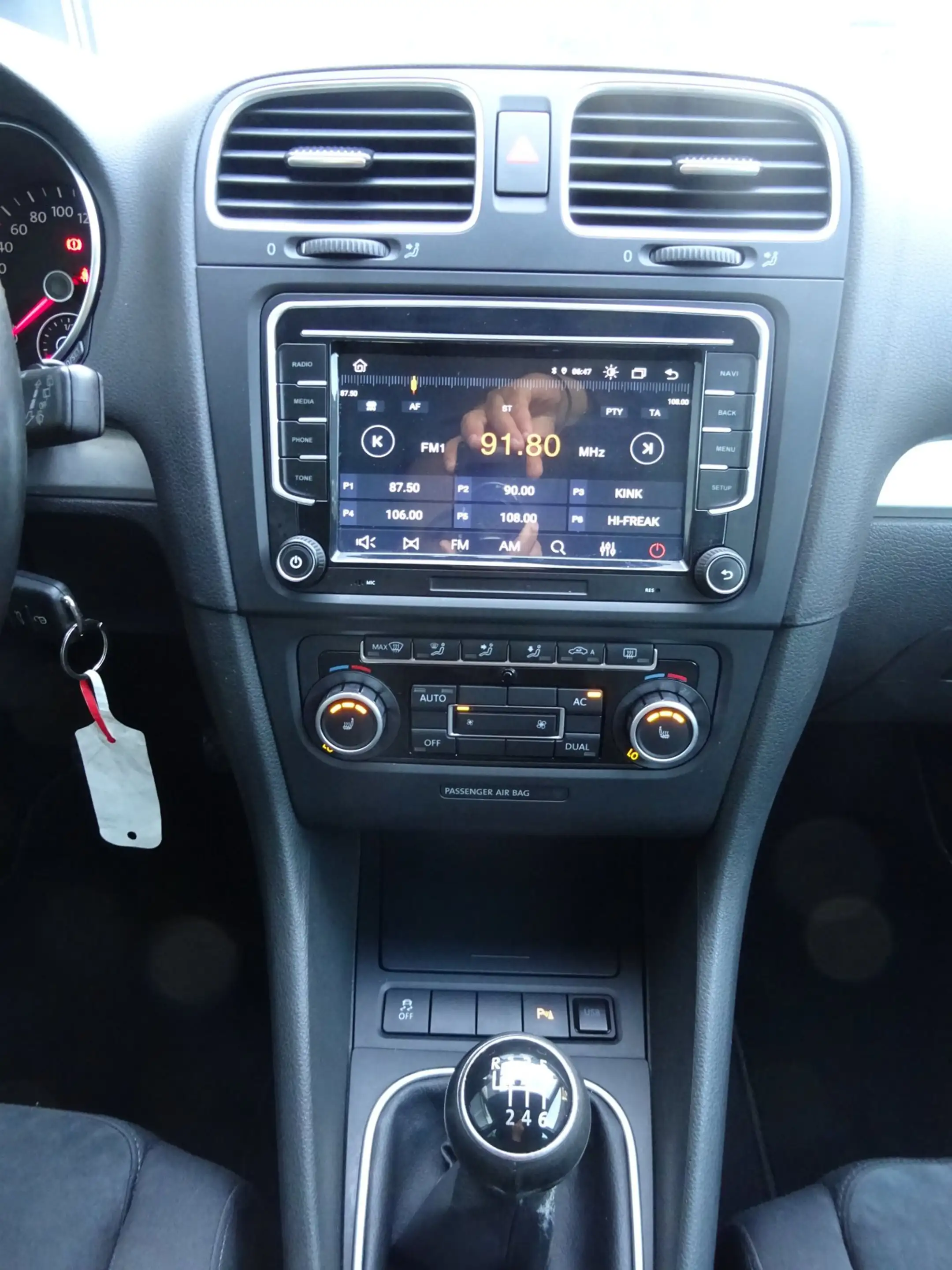 Volkswagen Golf 1.4 TSI Highline — photo 12