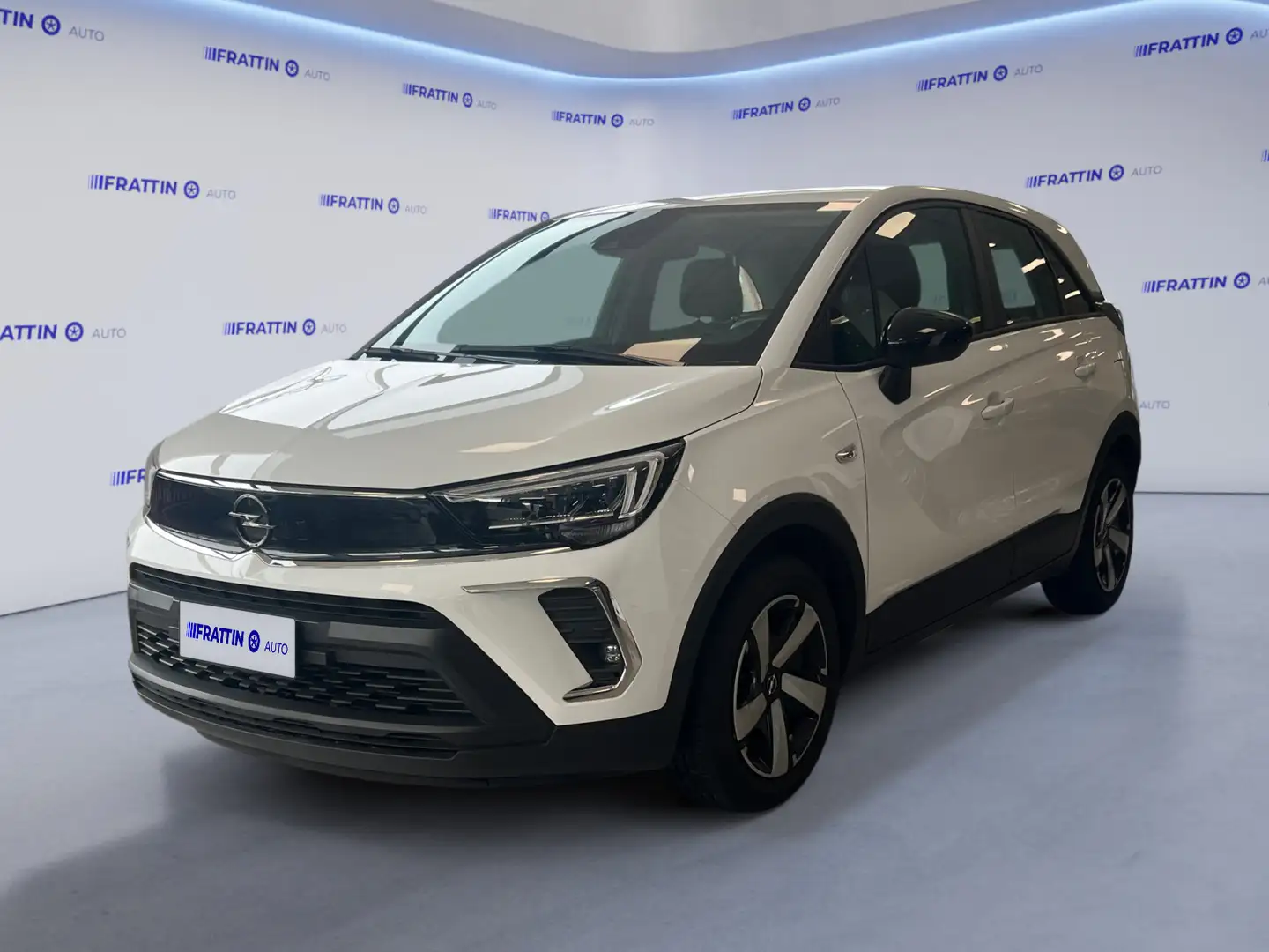 Opel Crossland 1.2 12V Start&Stop Edition Bílá - 1