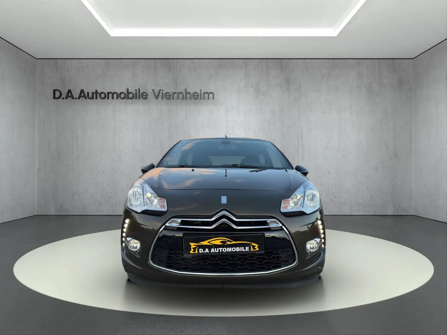 Citroen DS3 SoChic°Automatik°Navi°PDC° Braun - 2