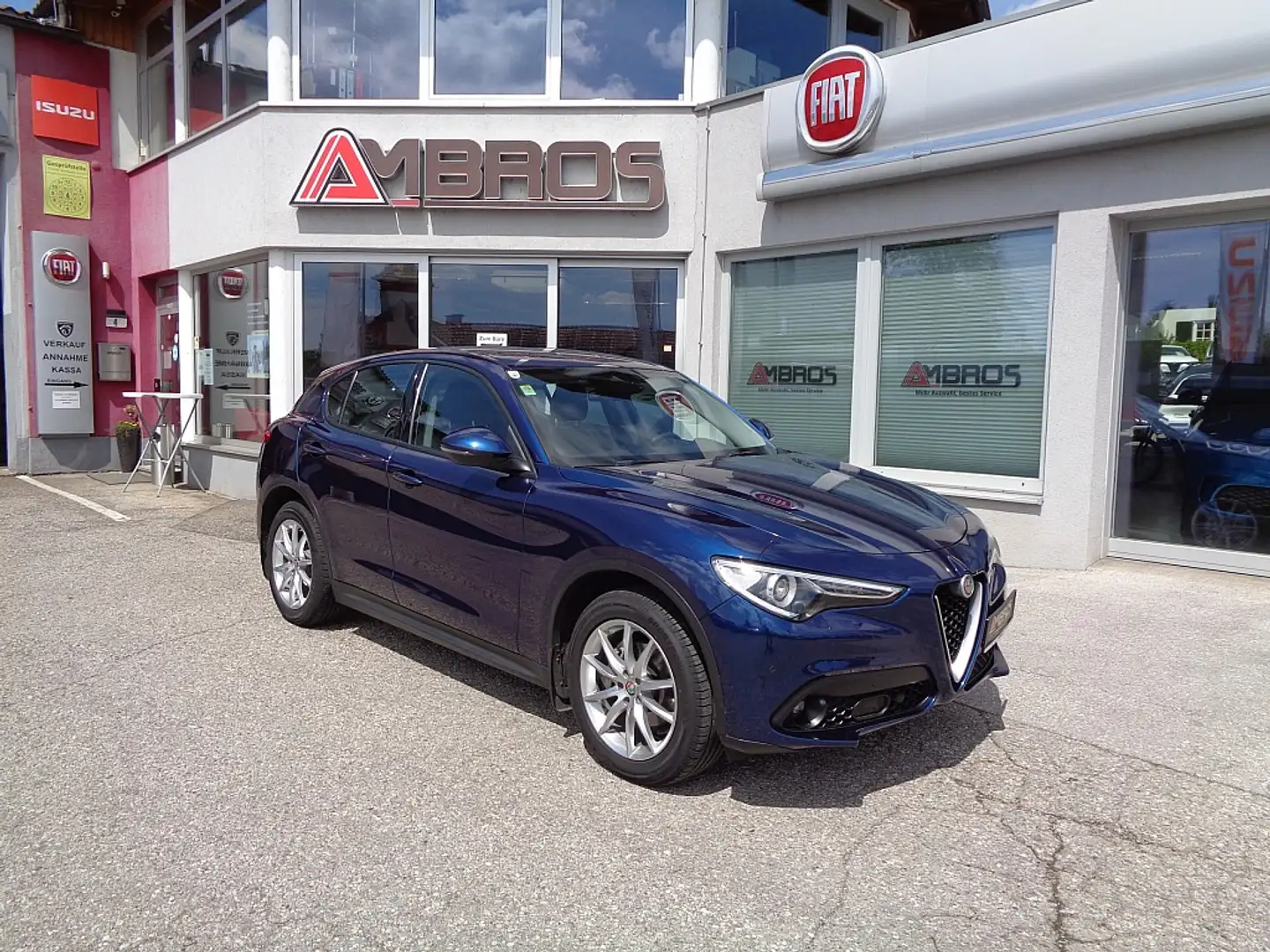 Alfa Romeo Stelvio Super 2,2 ATX 210 AWD ALLRAD Diesel Automatik Blau - 1