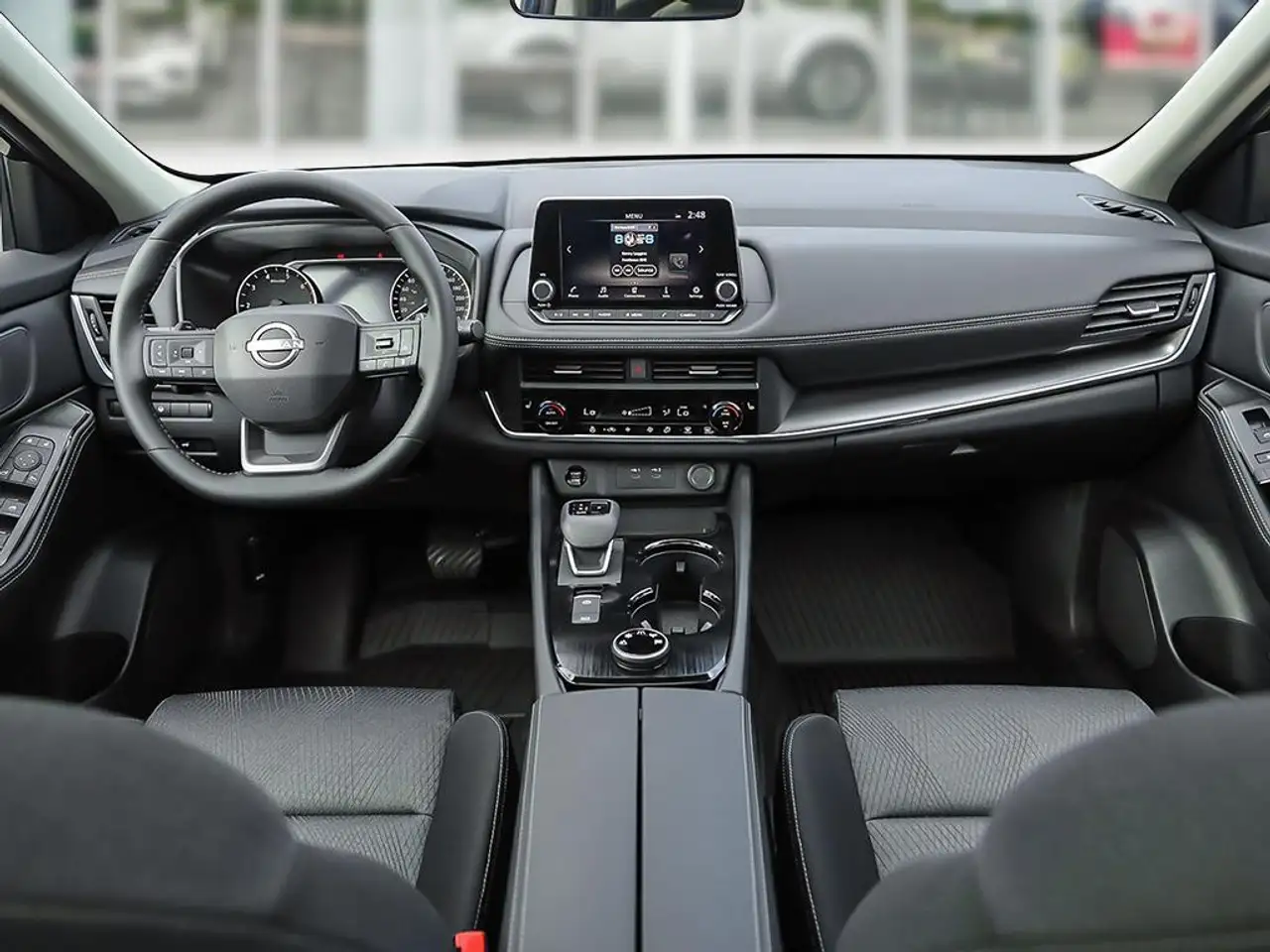 Nissan Rogue снимка Nissan Rogue