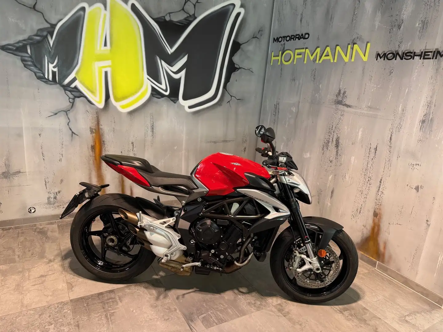 MV Agusta Brutale 800 Tieferlegung Roşu - 1