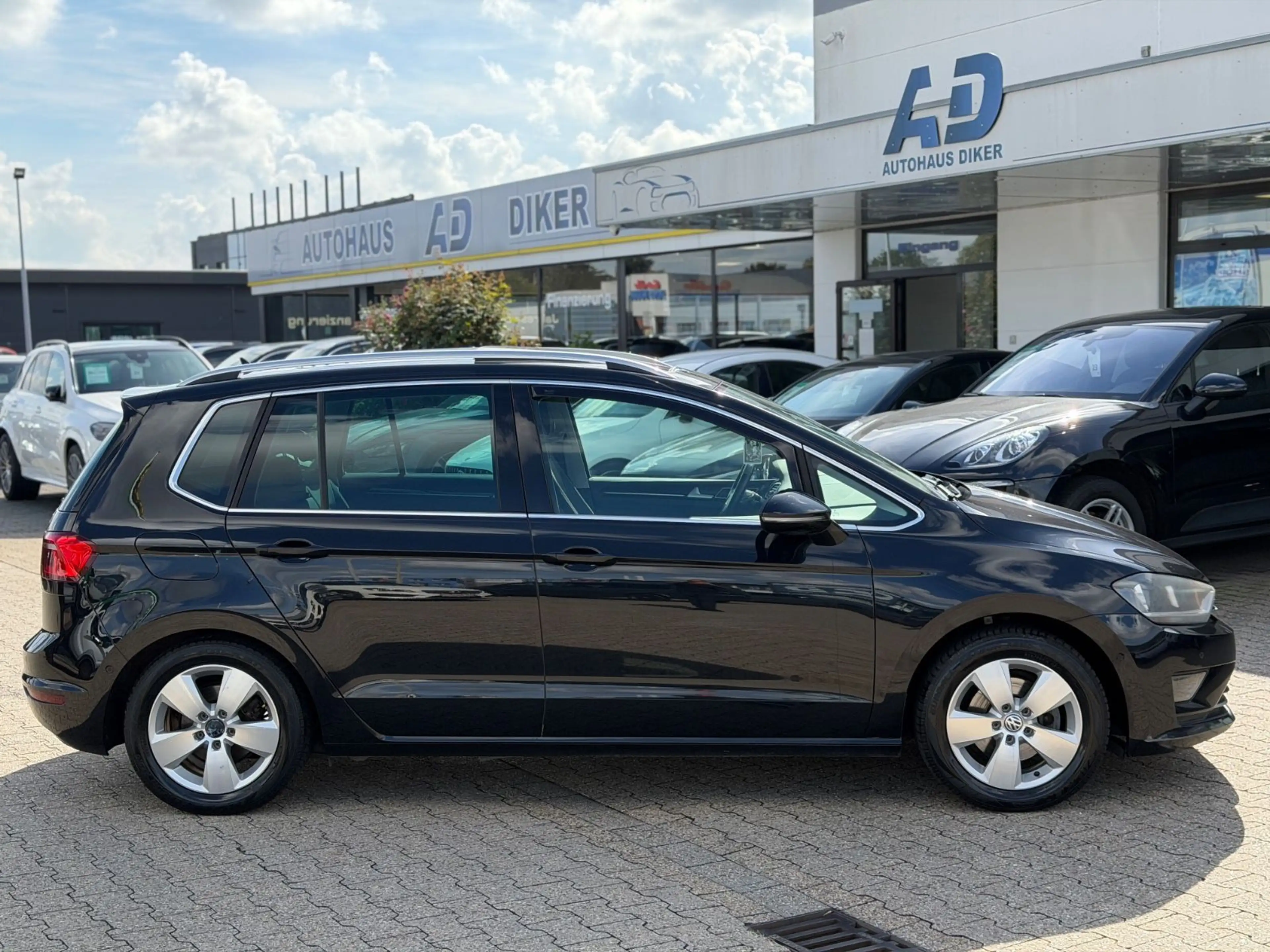 Volkswagen Golf Sportsvan 1.6 TDI Highline BMT Euro6, Pano, — photo 3