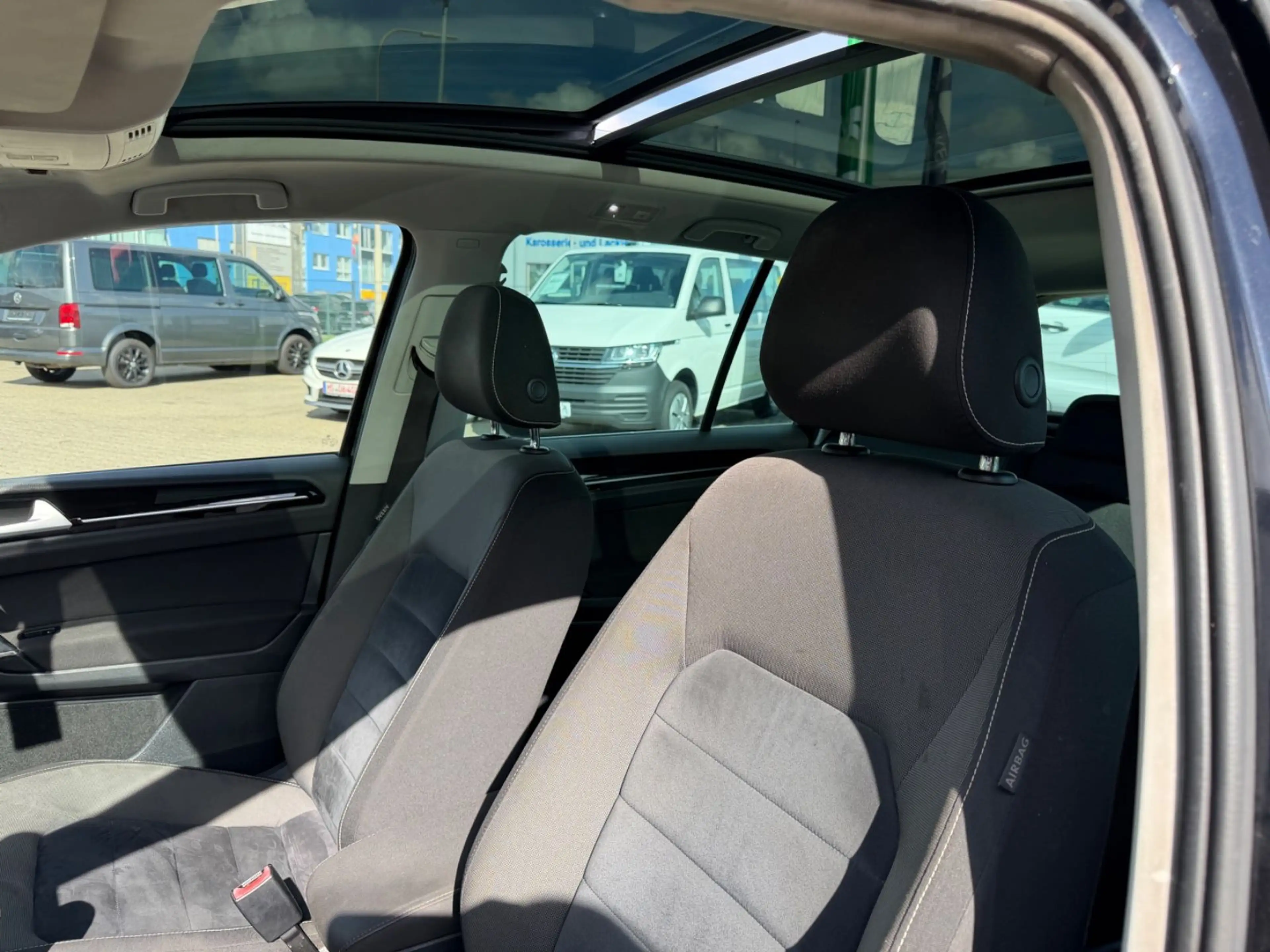 Volkswagen Golf Sportsvan 1.6 TDI Highline BMT Euro6, Pano, — photo 14