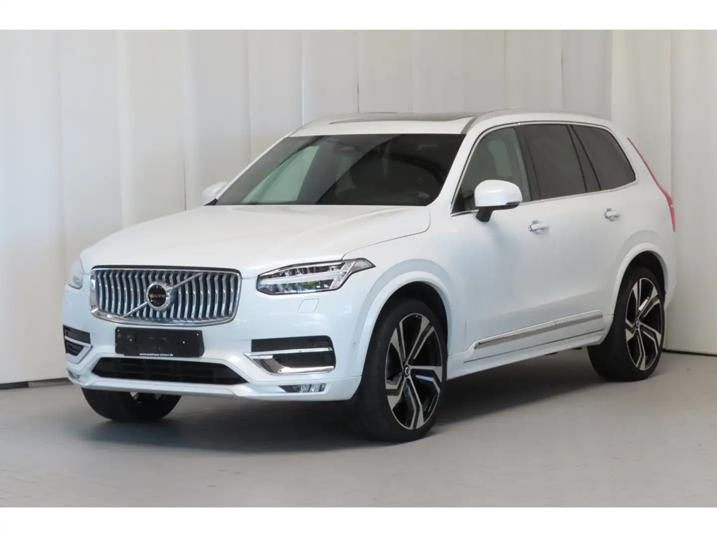 Volvo XC90 2.0 Plus Bright AWD Bianco - 2