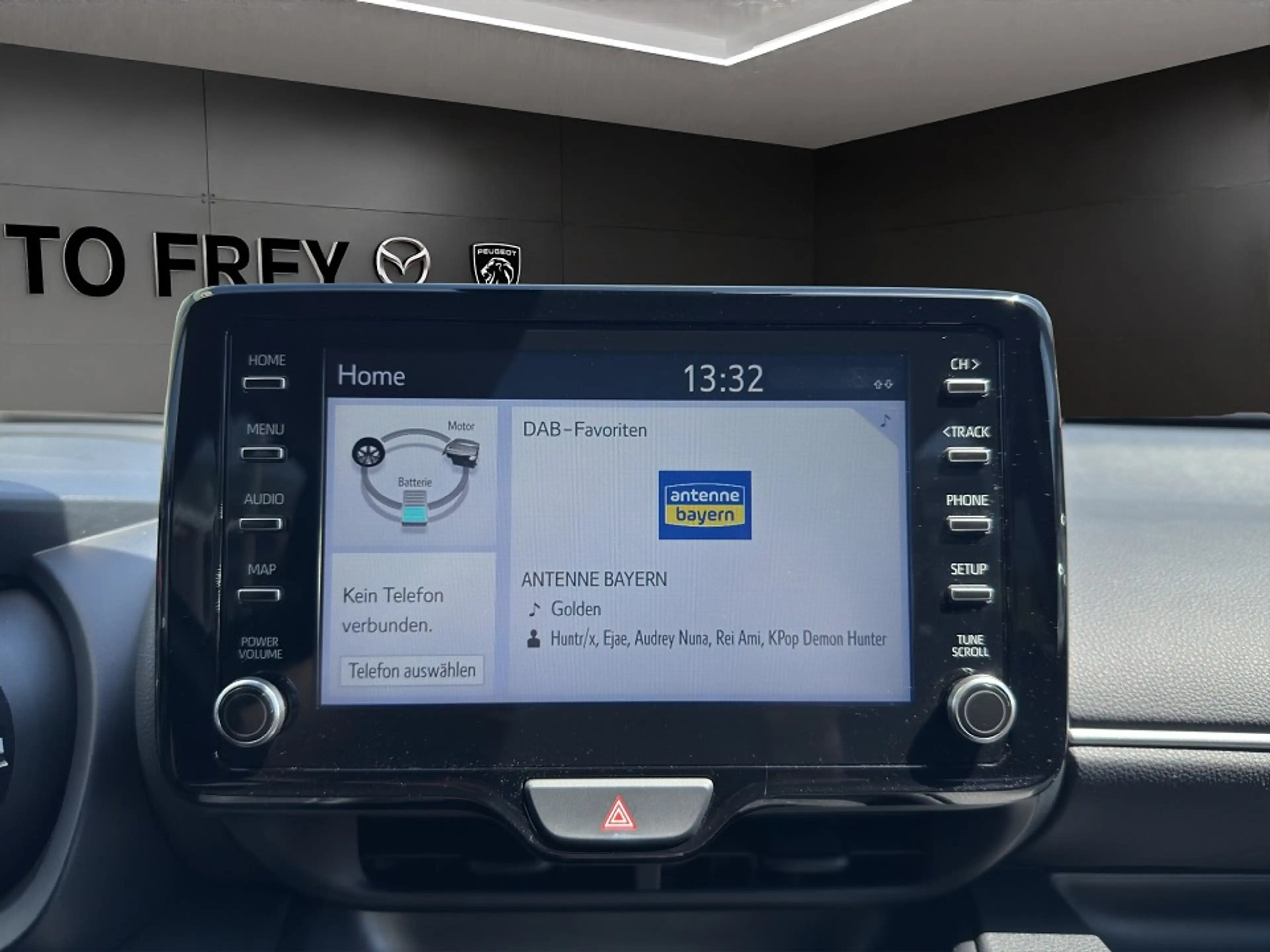 Mazda 2 Hybrid 116PS Select AT+ AHK+ACAA+HEAD-UP+KAMERA+KL — photo 15