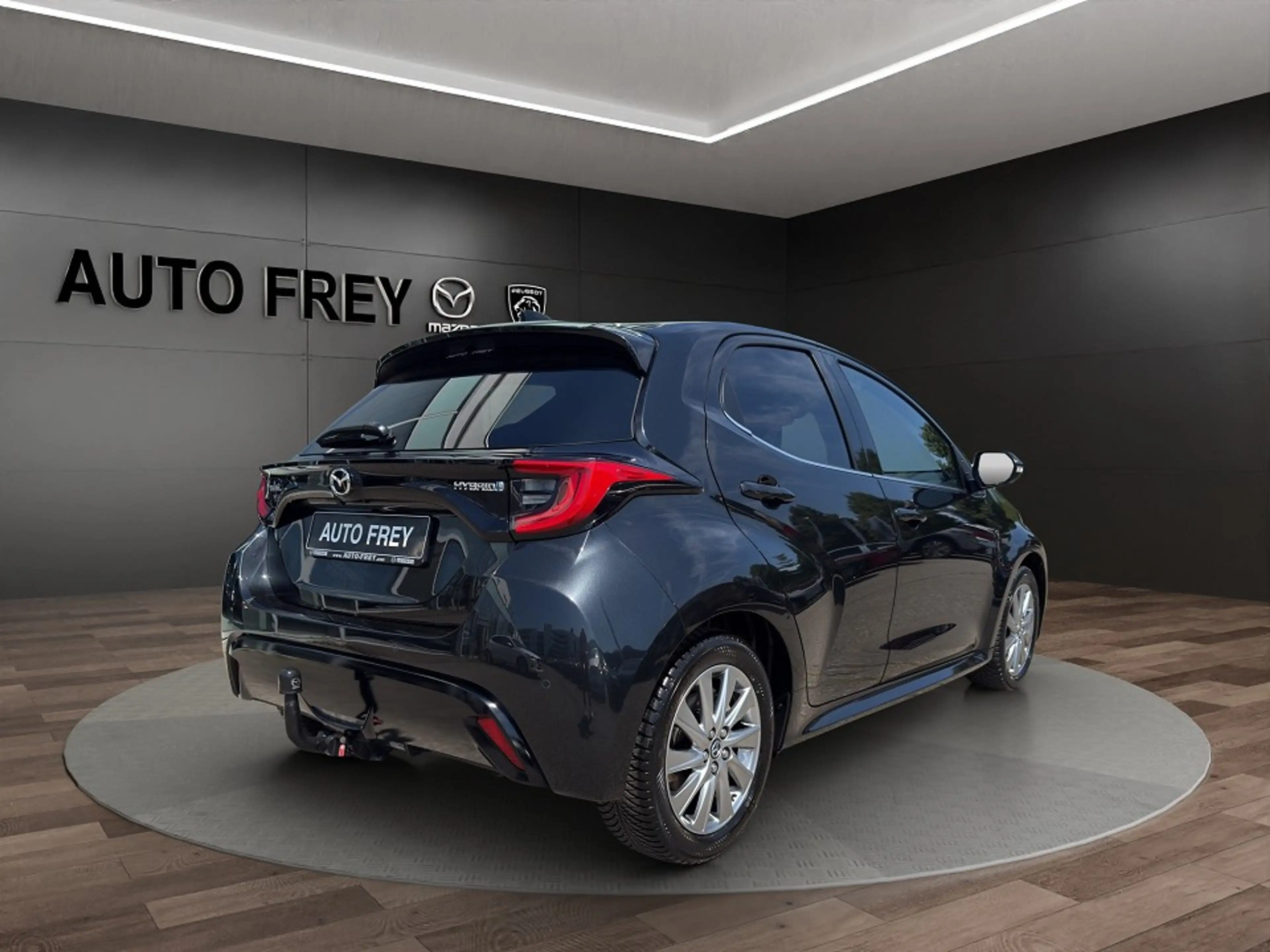 Mazda 2 Hybrid 116PS Select AT+ AHK+ACAA+HEAD-UP+KAMERA+KL — photo 3