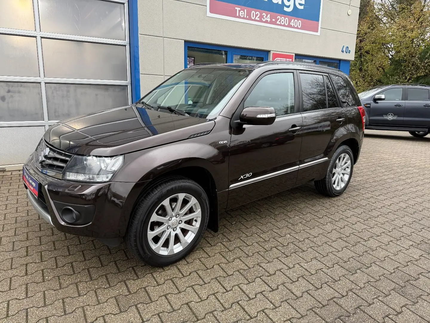 Suzuki Grand Vitara 1.9 DDIS X 30 XenonAHK Kamera  Navi Braun - 1