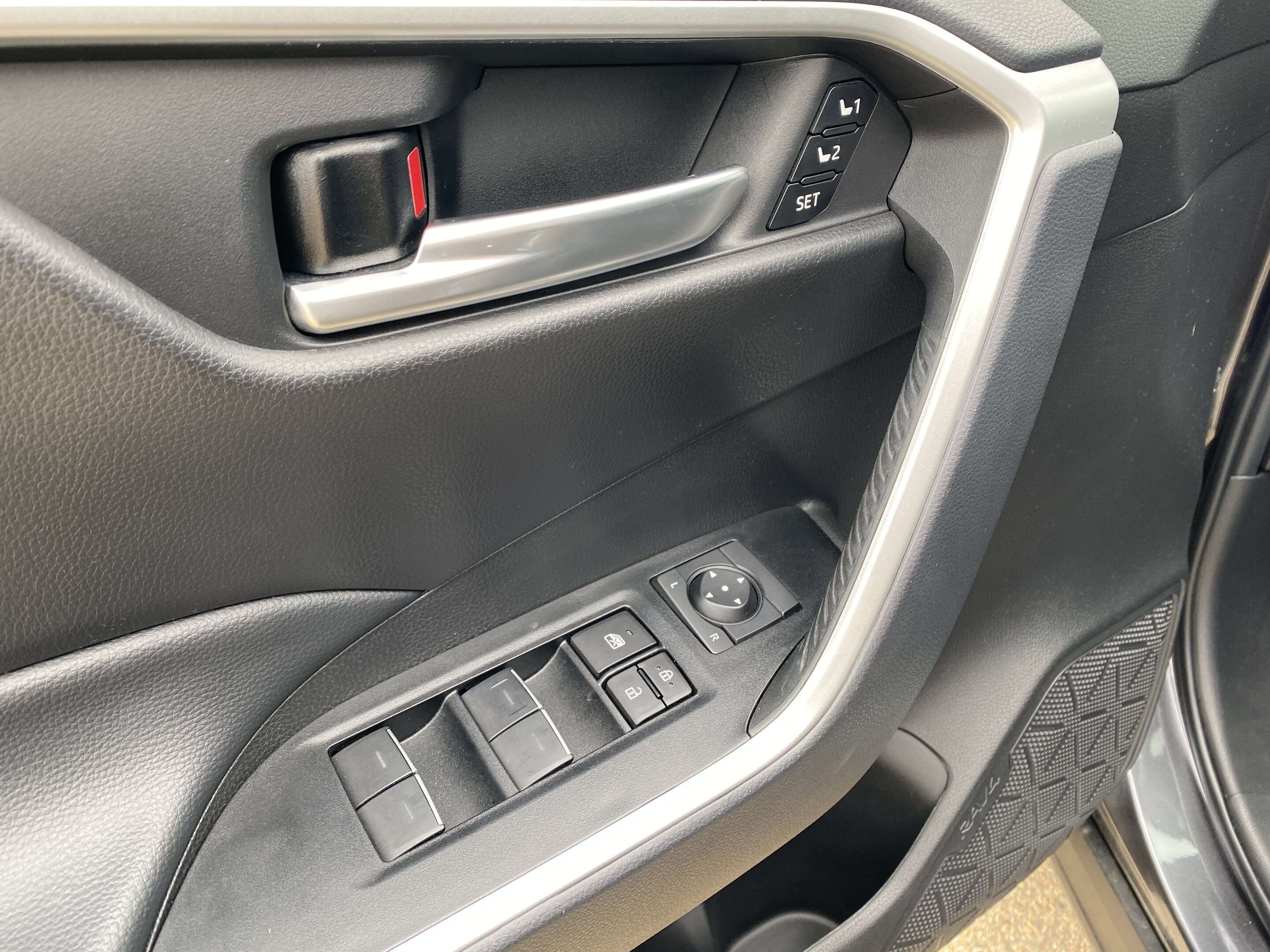 2024 Toyota RAV4 XLE | Sport Mode | — снимка 1