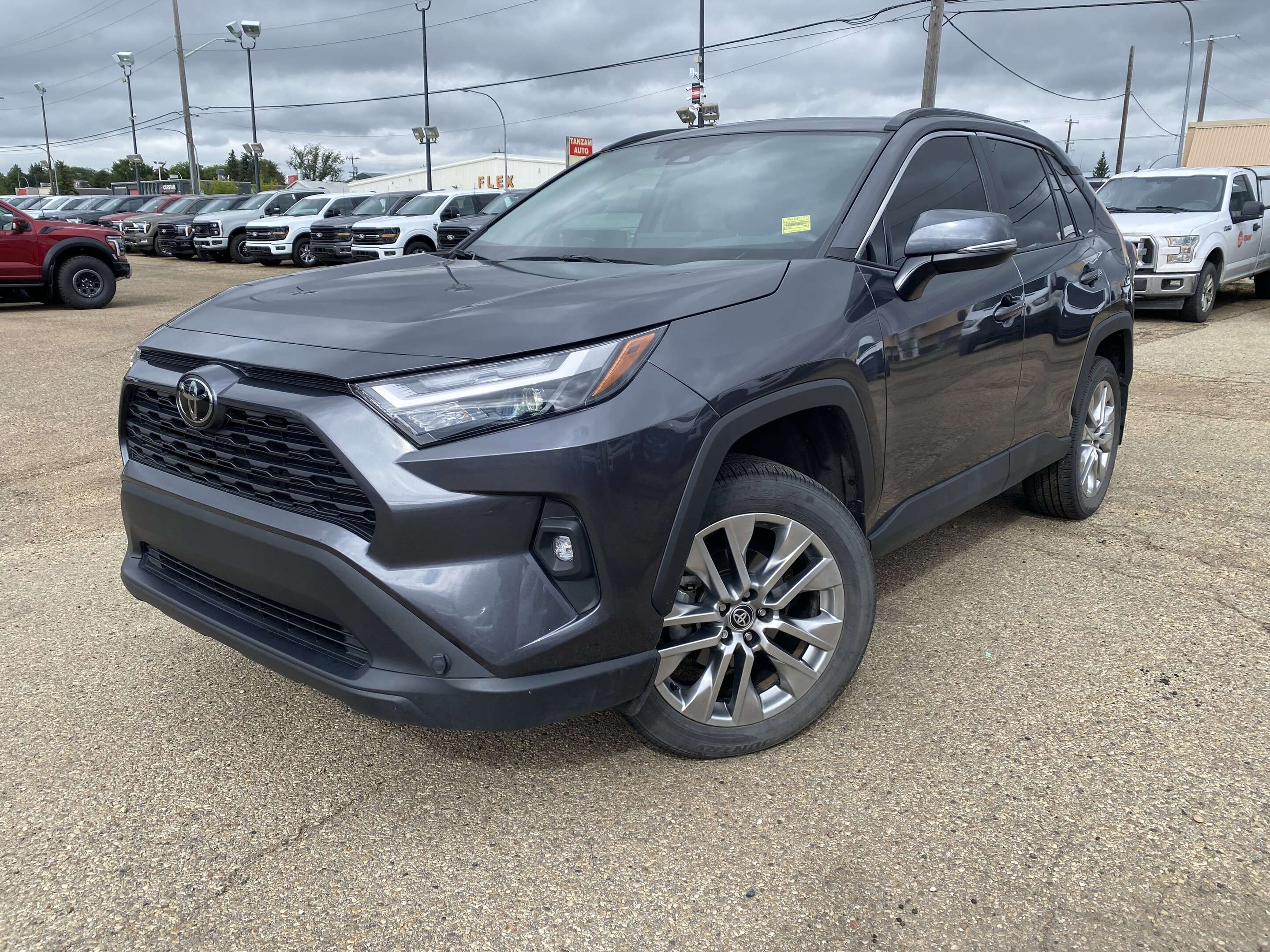 2024 Toyota RAV4 XLE | Sport Mode | — снимка 1