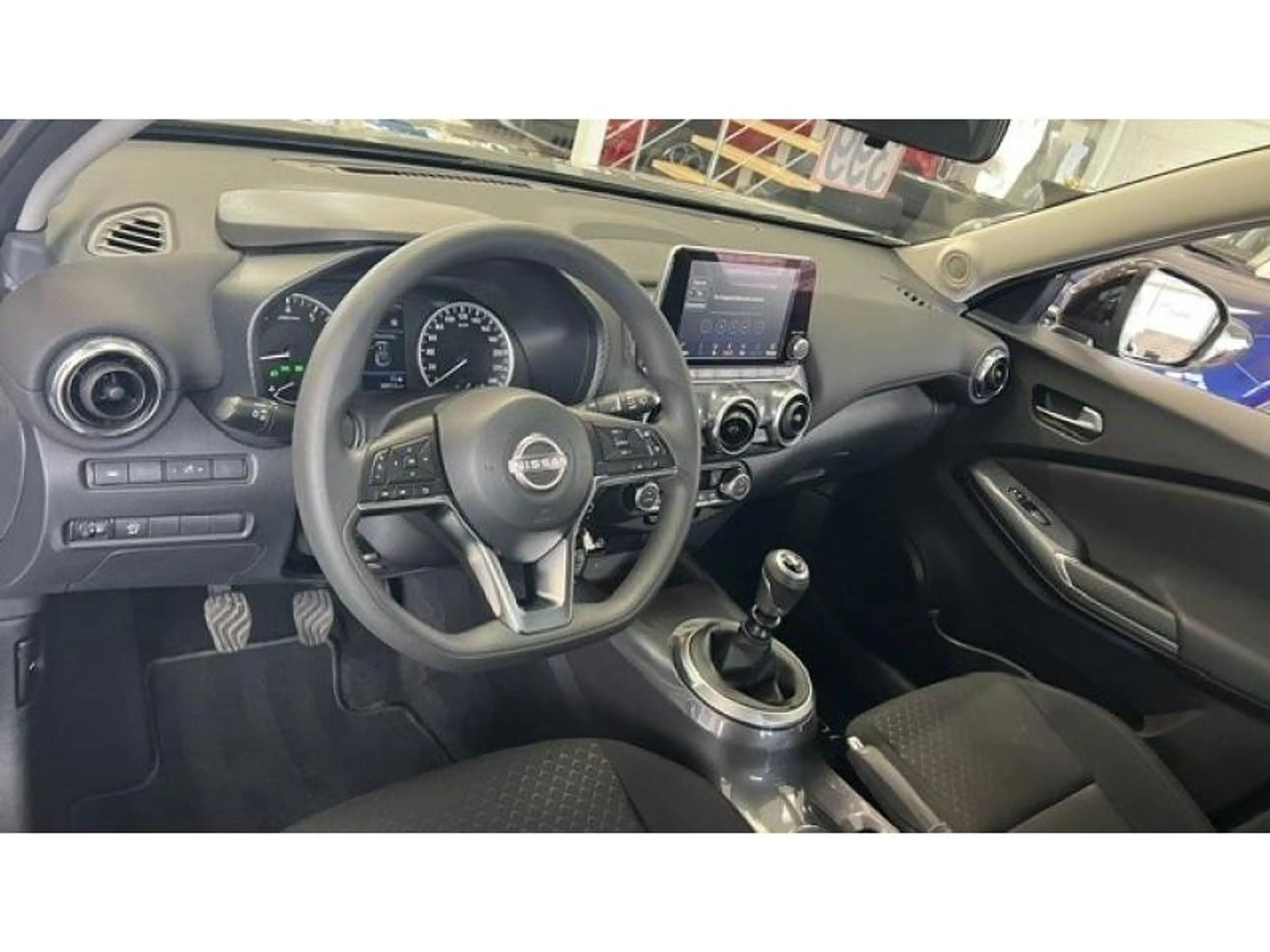 Nissan Juke Accenta — photo 11