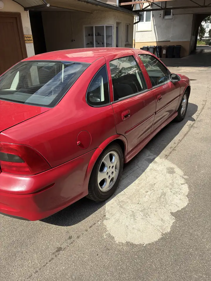 Opel Vectra 1.6 Comfort, foto 3