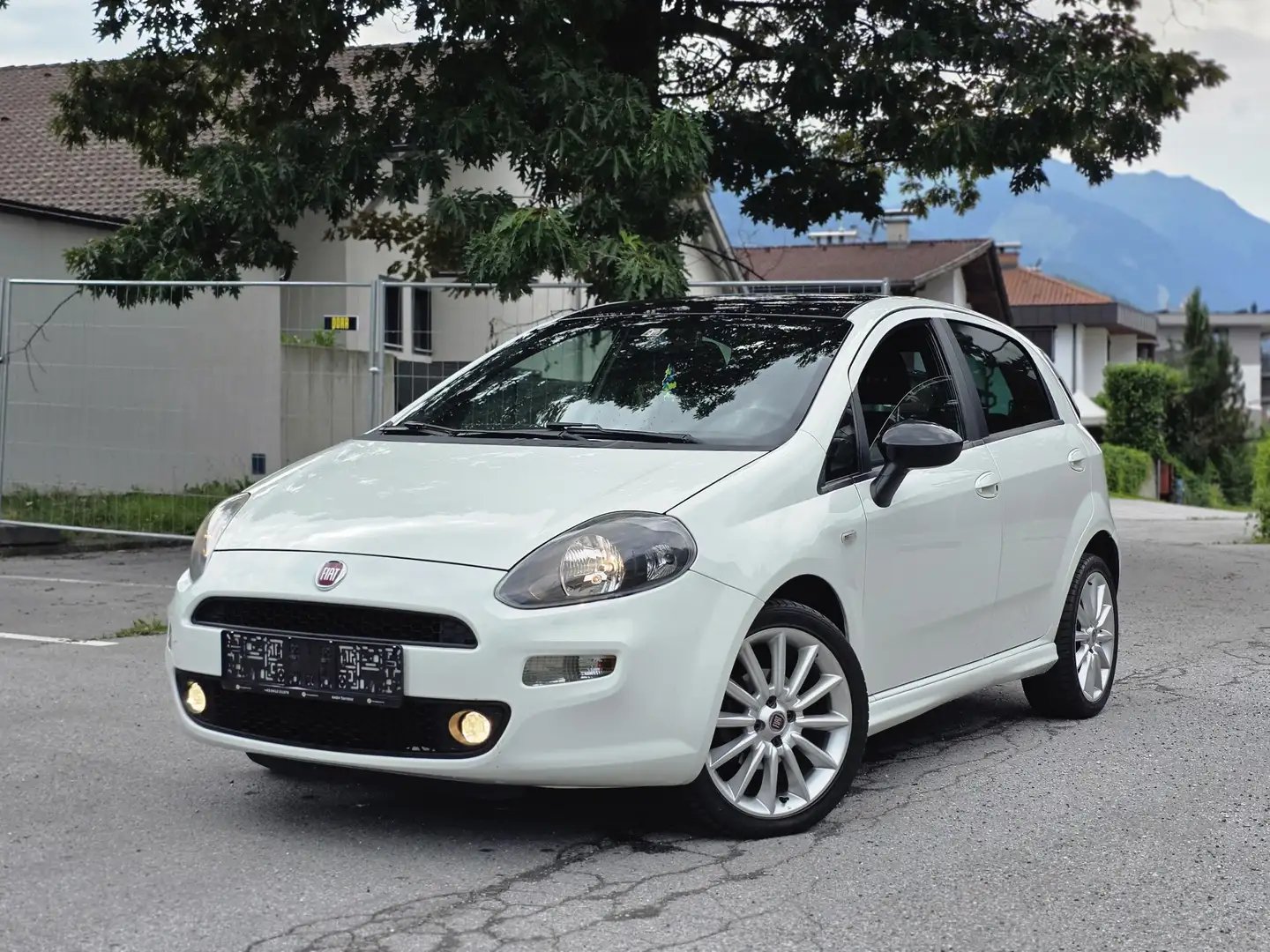 Fiat Punto 1,4 75 Lounge Weiß - 2