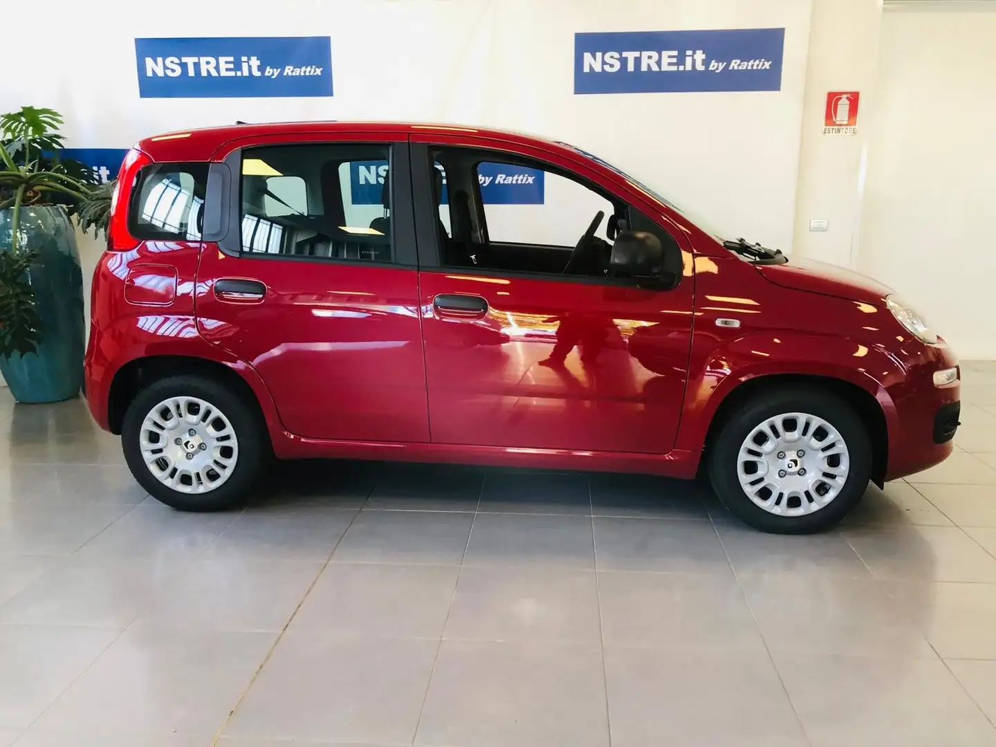 Fiat Panda 1.0 firefly hybrid 5 posti + ADAS +PACK CITY Rood - 2