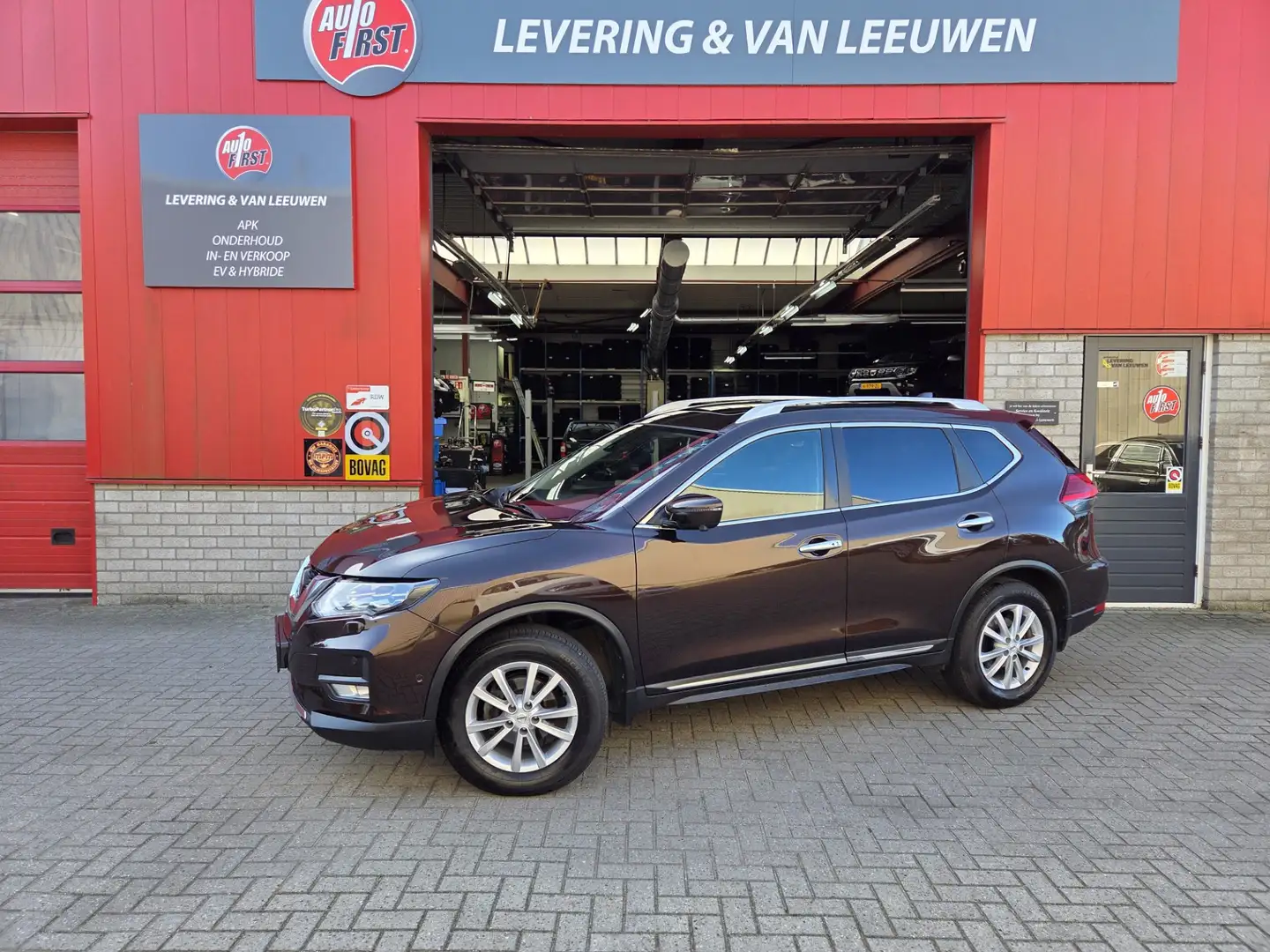 Nissan X-Trail 1.3 DIG-T Business Edition Lederen bekleding/ Pano Bruin - 1