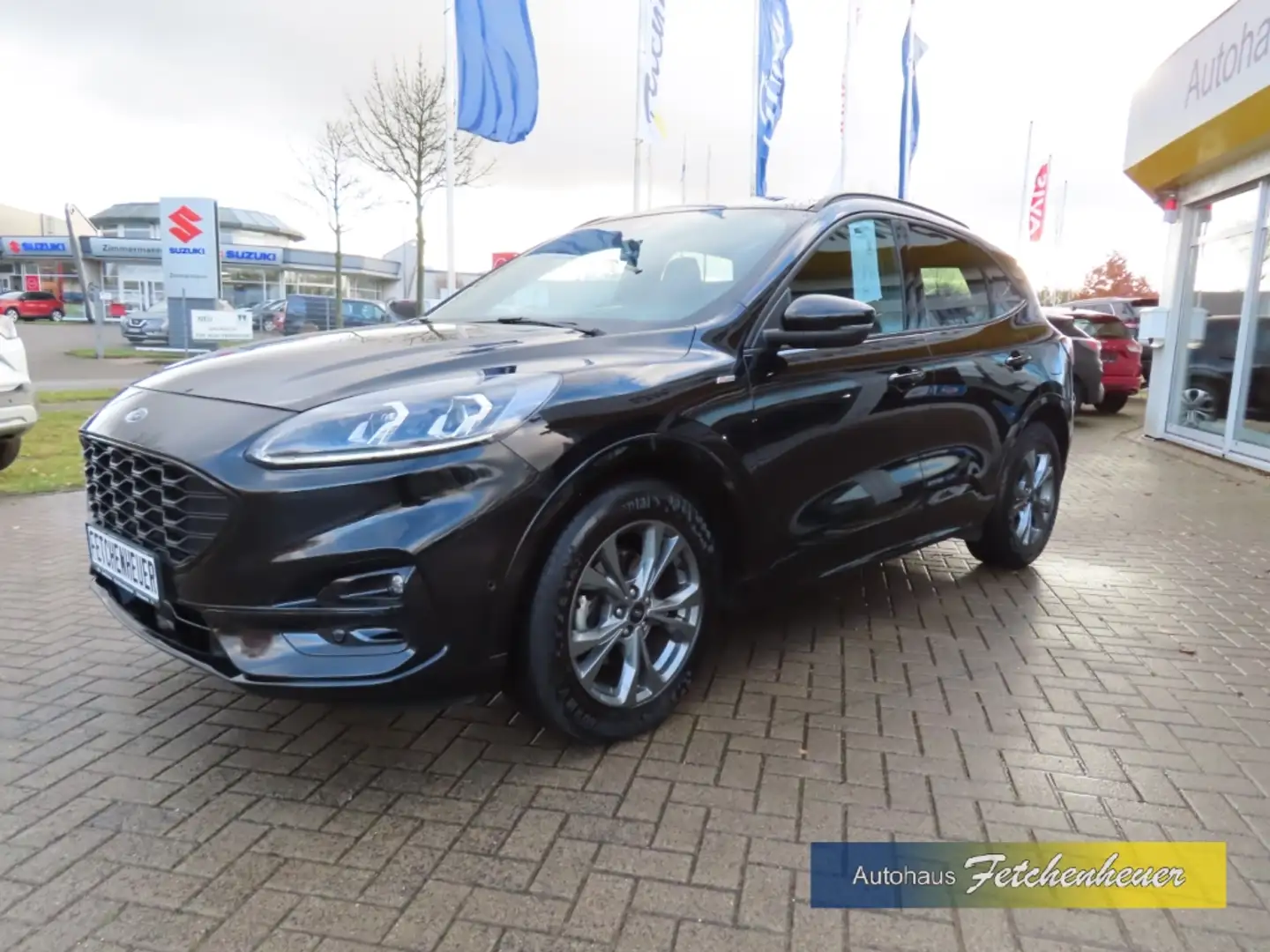 Ford Kuga STLine Aut NAVI+LED+RFK+ACC+HuD+SHZ+TWA+AHK Noir - 2