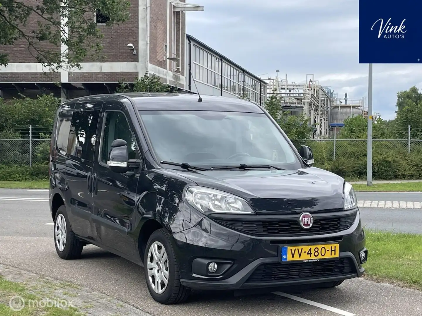 Fiat Doblo Cargo 1.6 MJ L1H1 SX Start & Stop | AUTOMAAT | 90 Zwart - 1