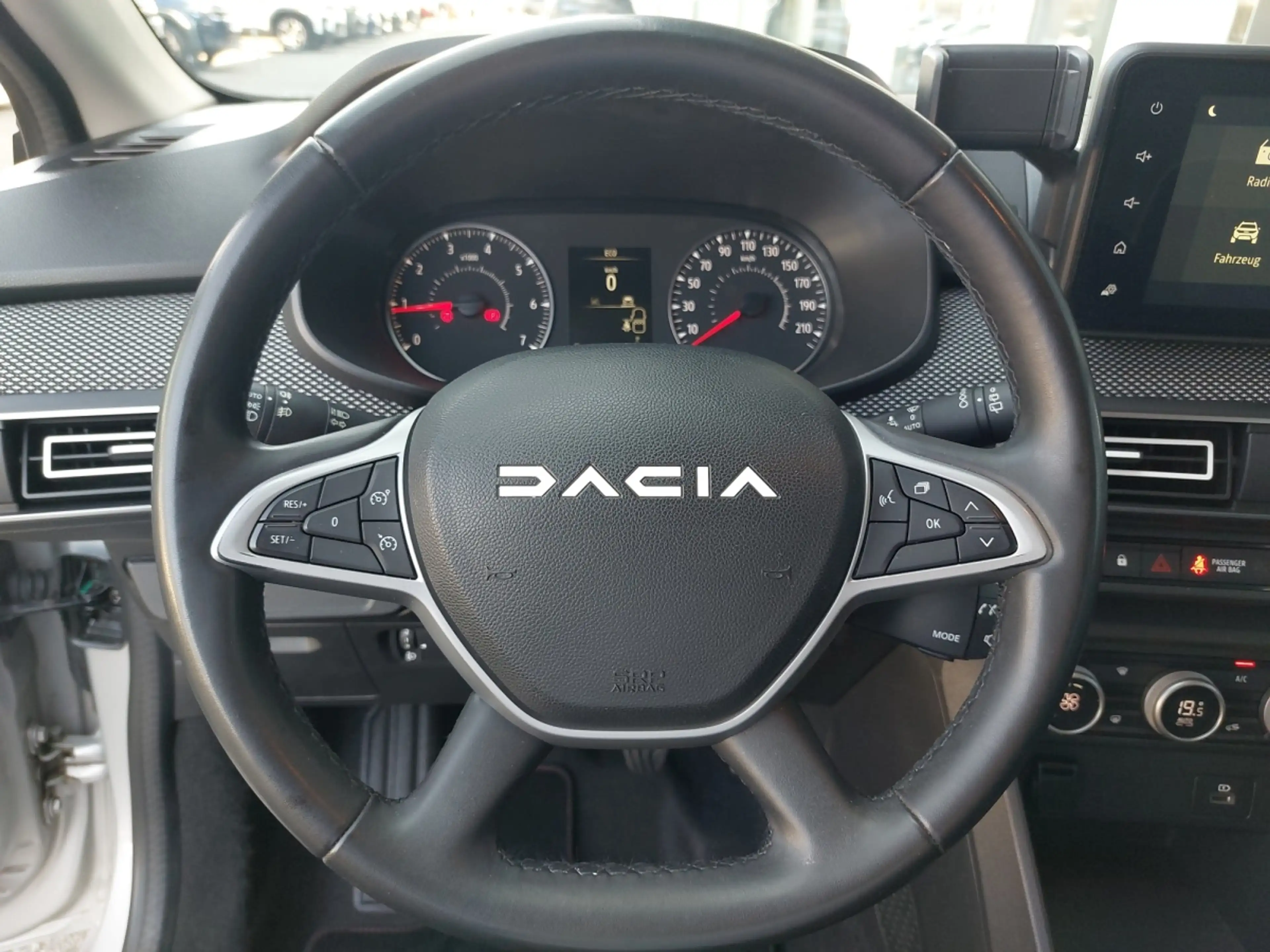 Dacia Jogger Extreme+ TCe 110 — photo 13