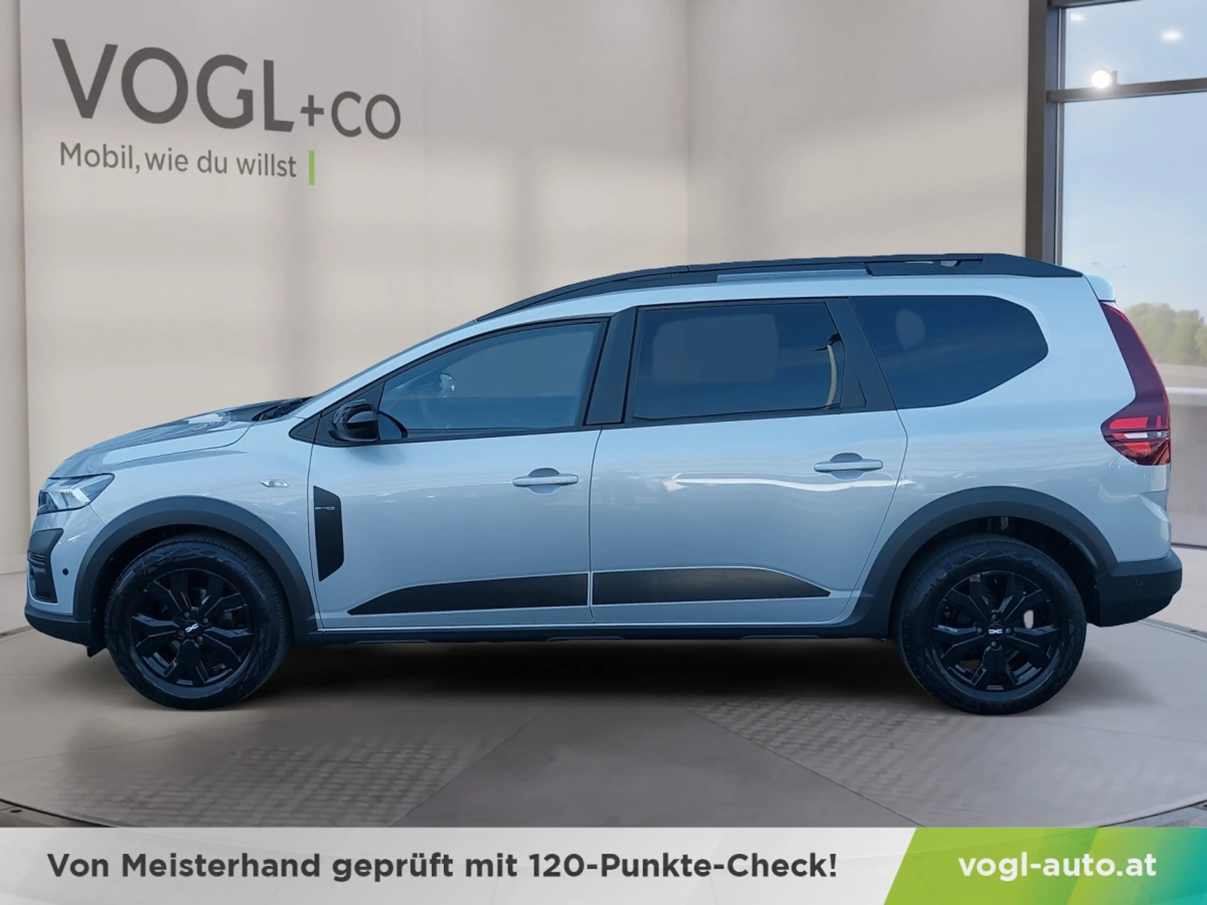 Dacia Jogger Extreme+ TCe 110 — photo 2