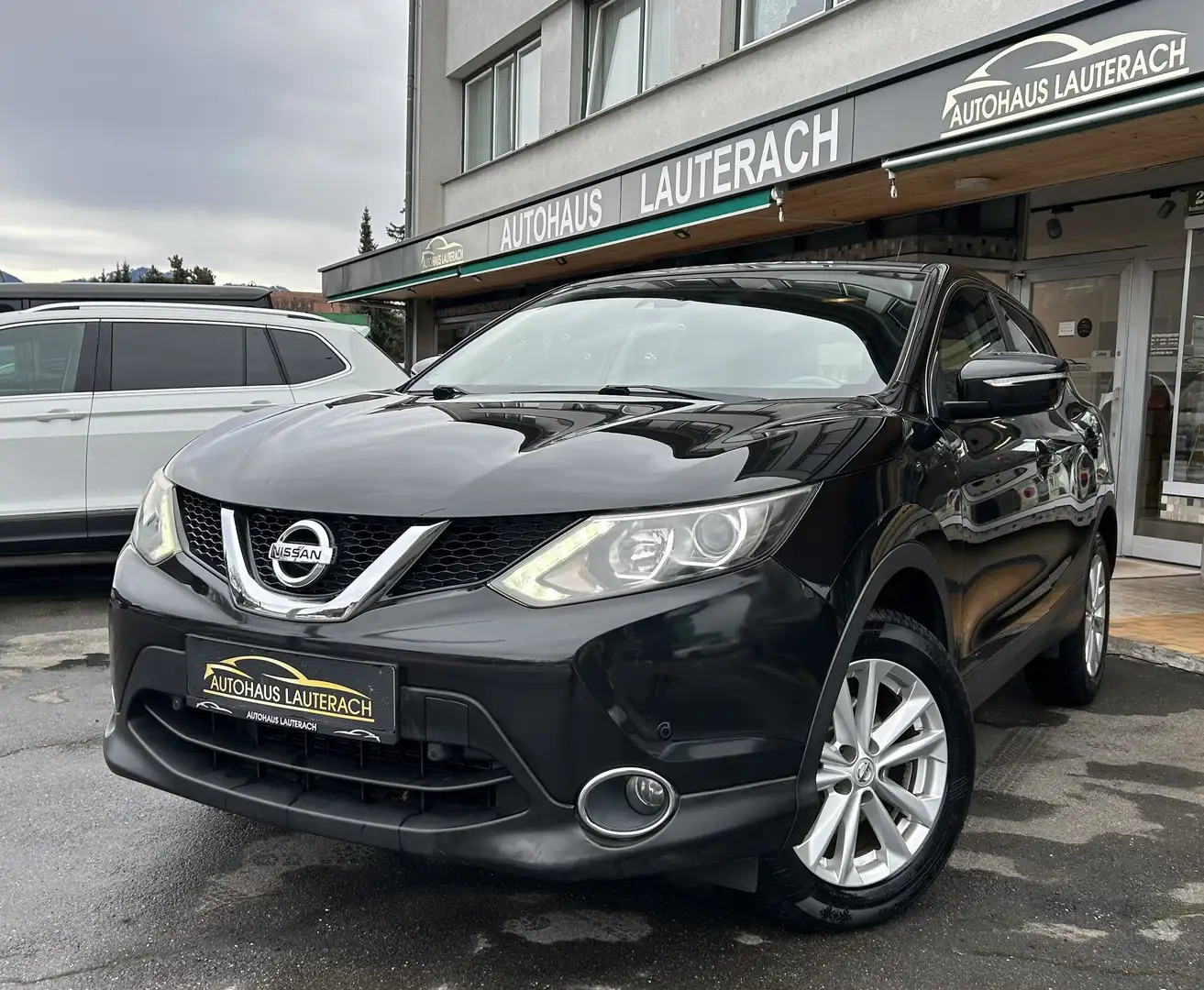 Nissan Qashqai Acenta *NAVI *KAMERA* PDC*AHK* Schwarz - 1