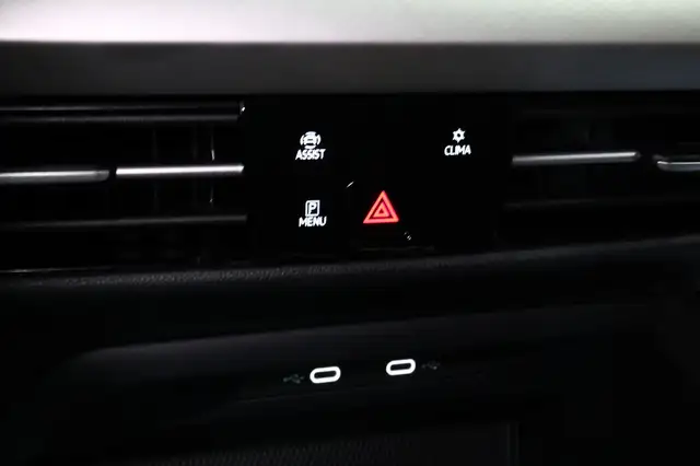 Volkswagen Golf view 26