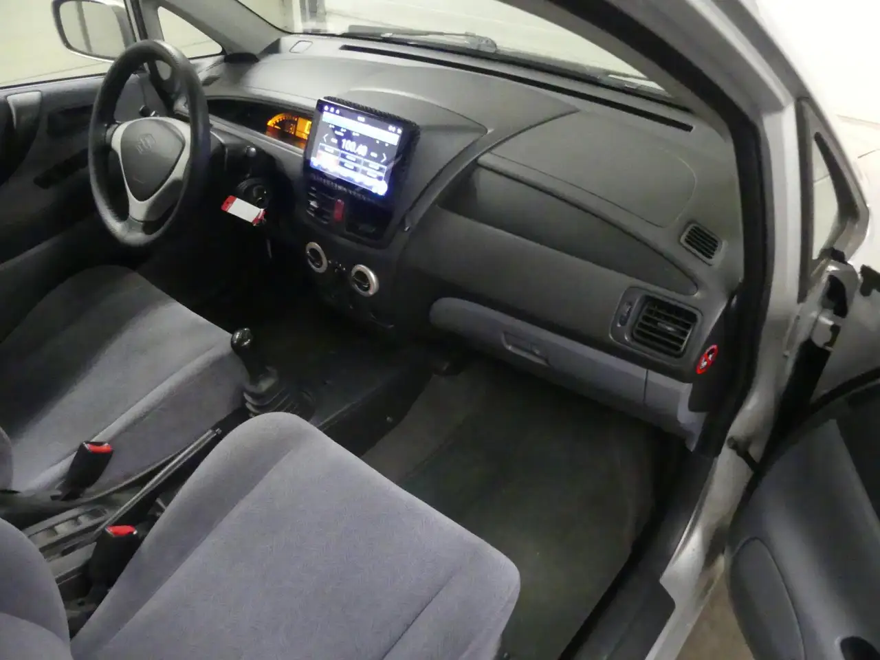 Suzuki Liana 1.3 GLS - Keurig Onderhouden - Mooie Auto, foto 9