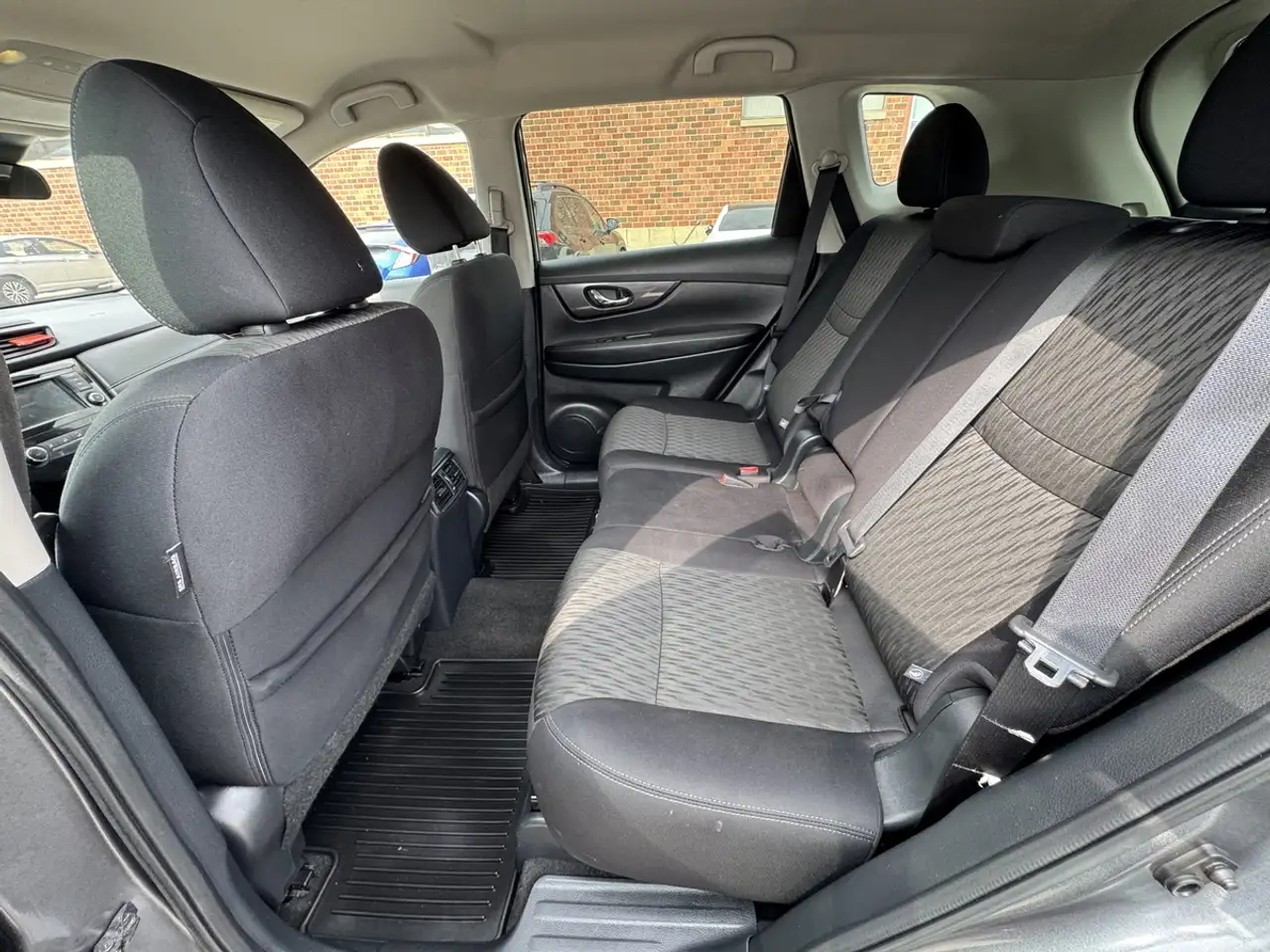 Nissan Rogue fotografie Nissan Rogue