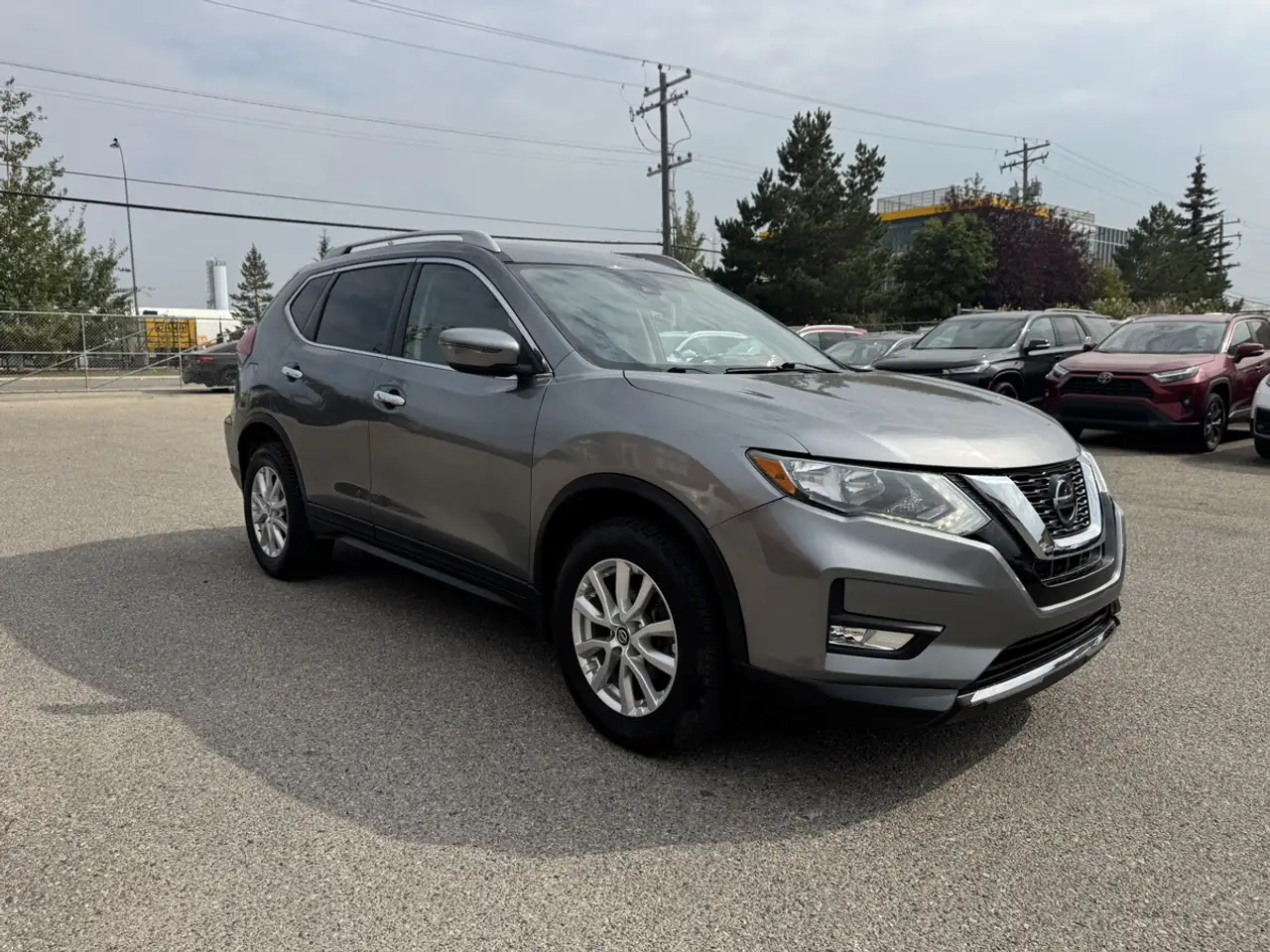 Nissan Rogue fotografie Nissan Rogue