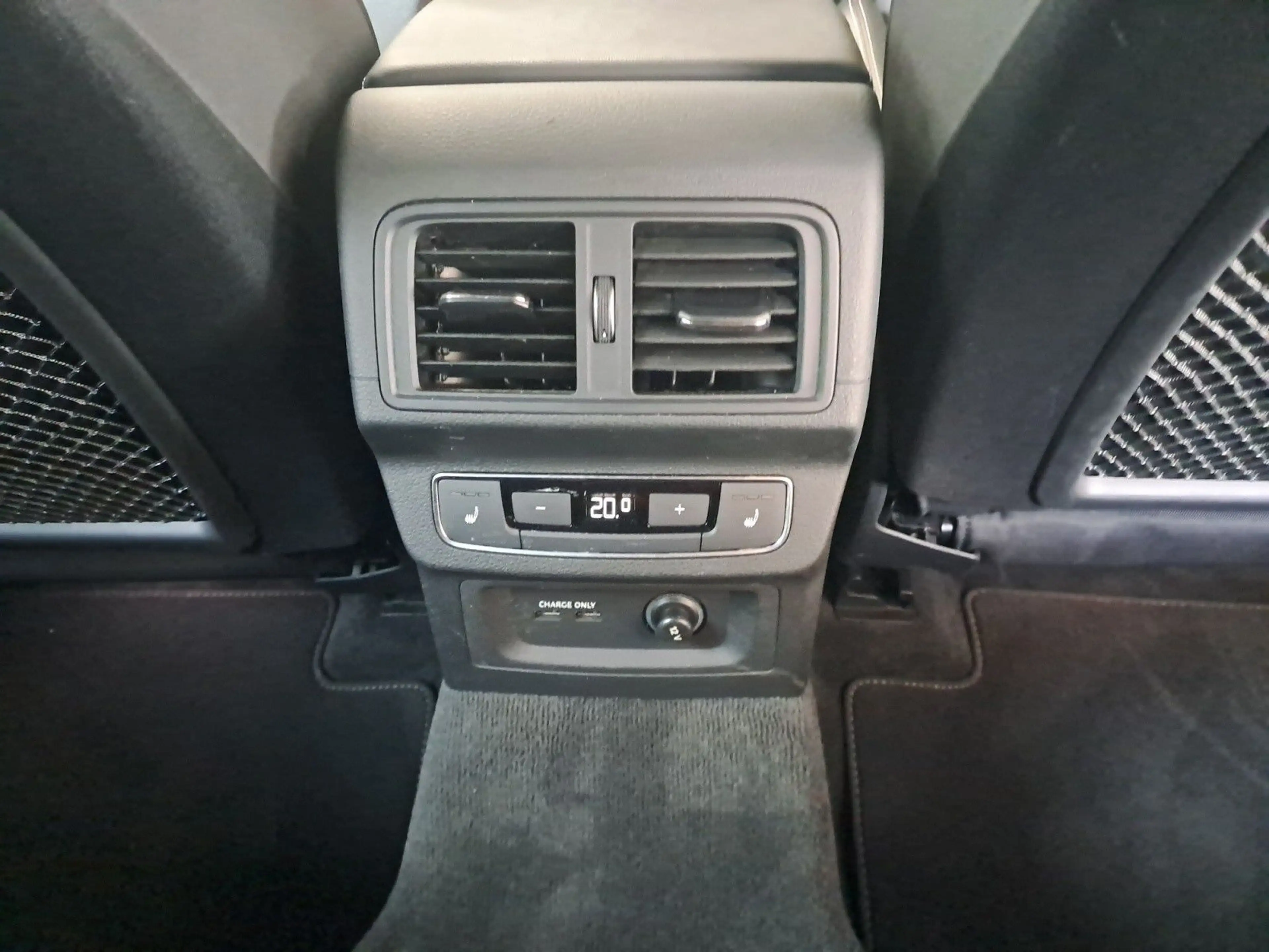 Audi SQ5 3.0 TDI Quattro tiptronic *B&O*AHK*NAVI* — photo 14