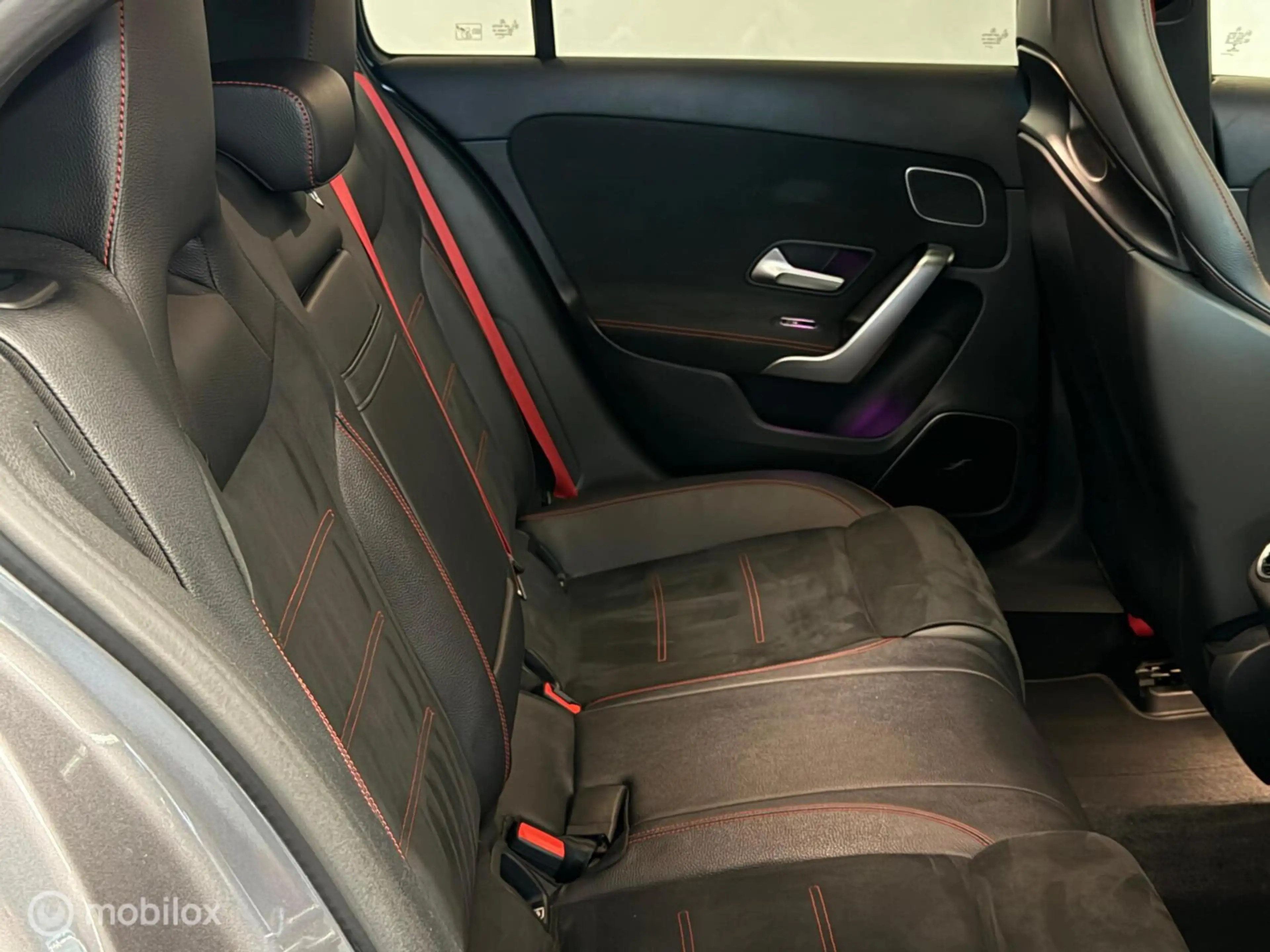 Mercedes-Benz A 35 AMG 4MATIC Edition 1 Panorama/Kuip/Burmester/HUD/Nardo — photo 43