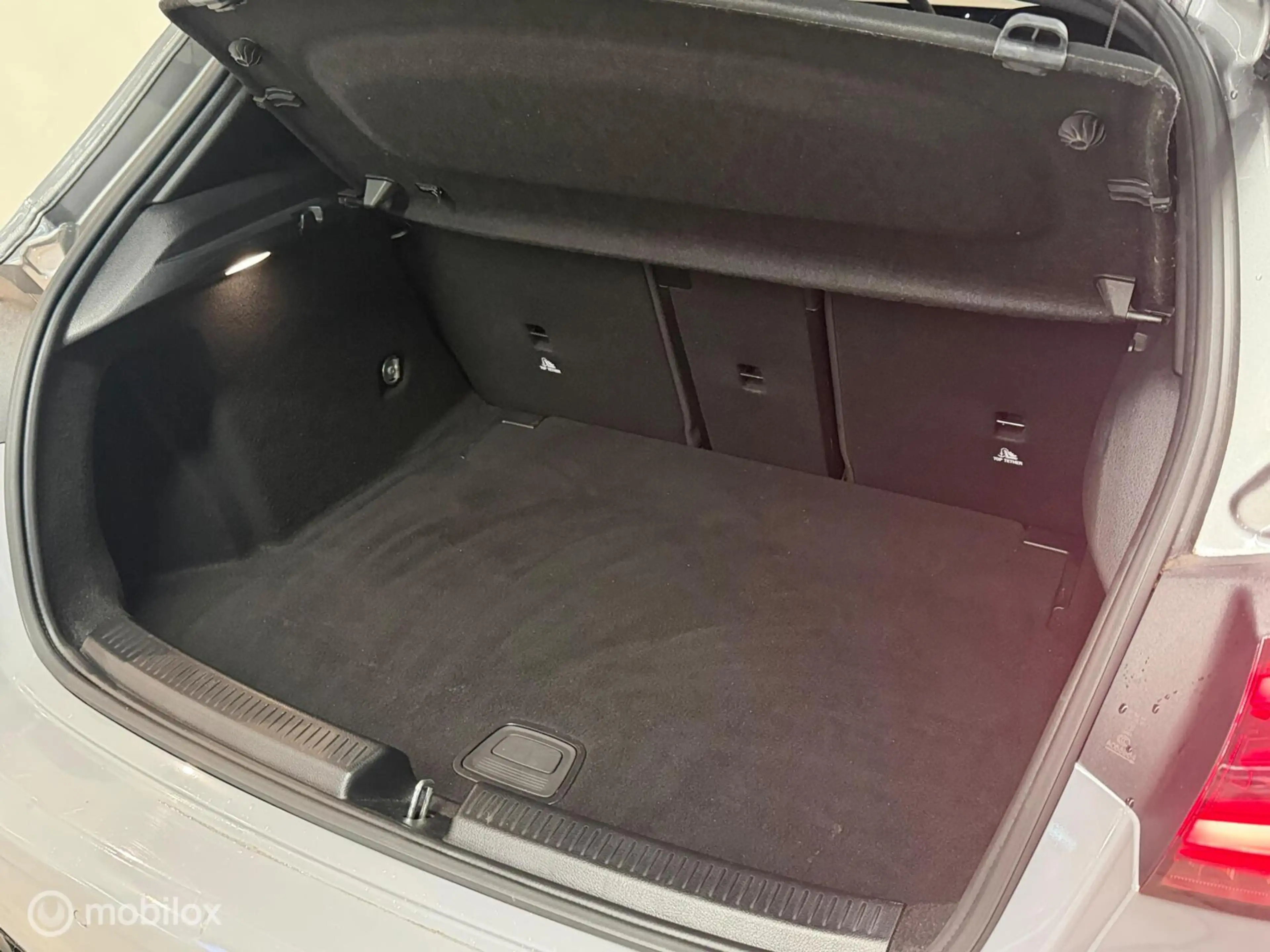 Mercedes-Benz A 35 AMG 4MATIC Edition 1 Panorama/Kuip/Burmester/HUD/Nardo — photo 19