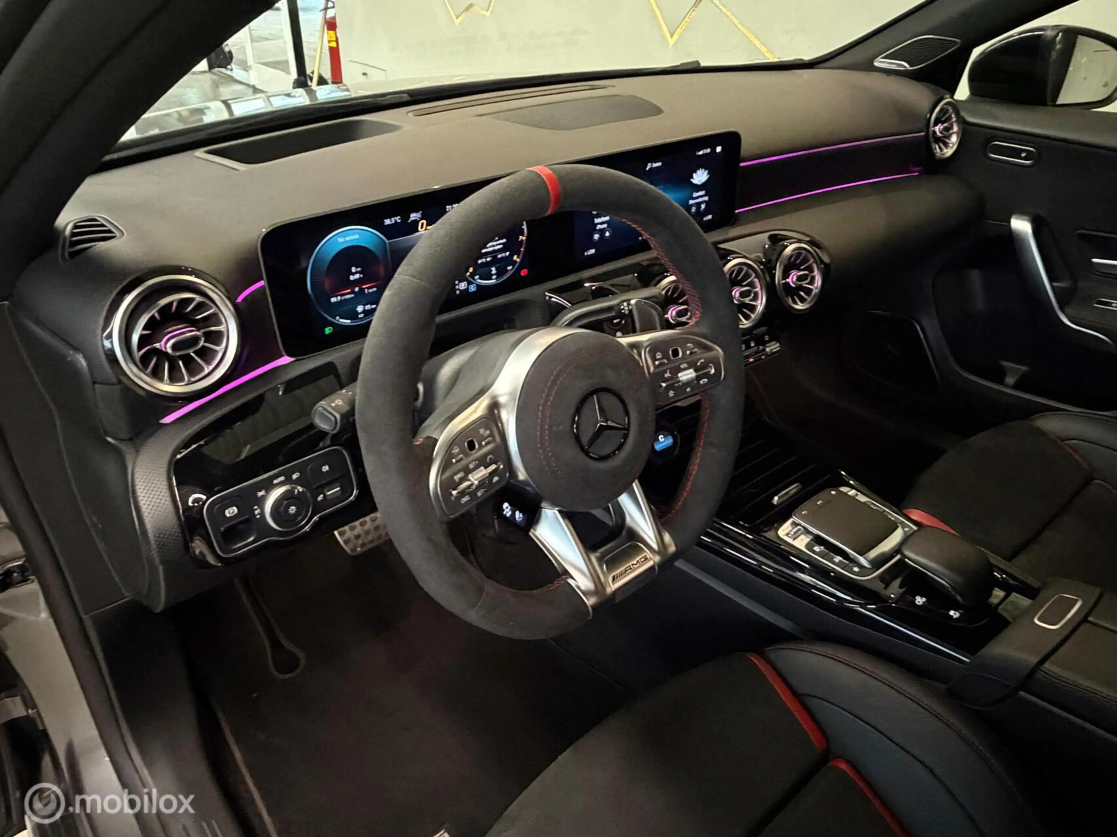 Mercedes-Benz A 35 AMG 4MATIC Edition 1 Panorama/Kuip/Burmester/HUD/Nardo — photo 22