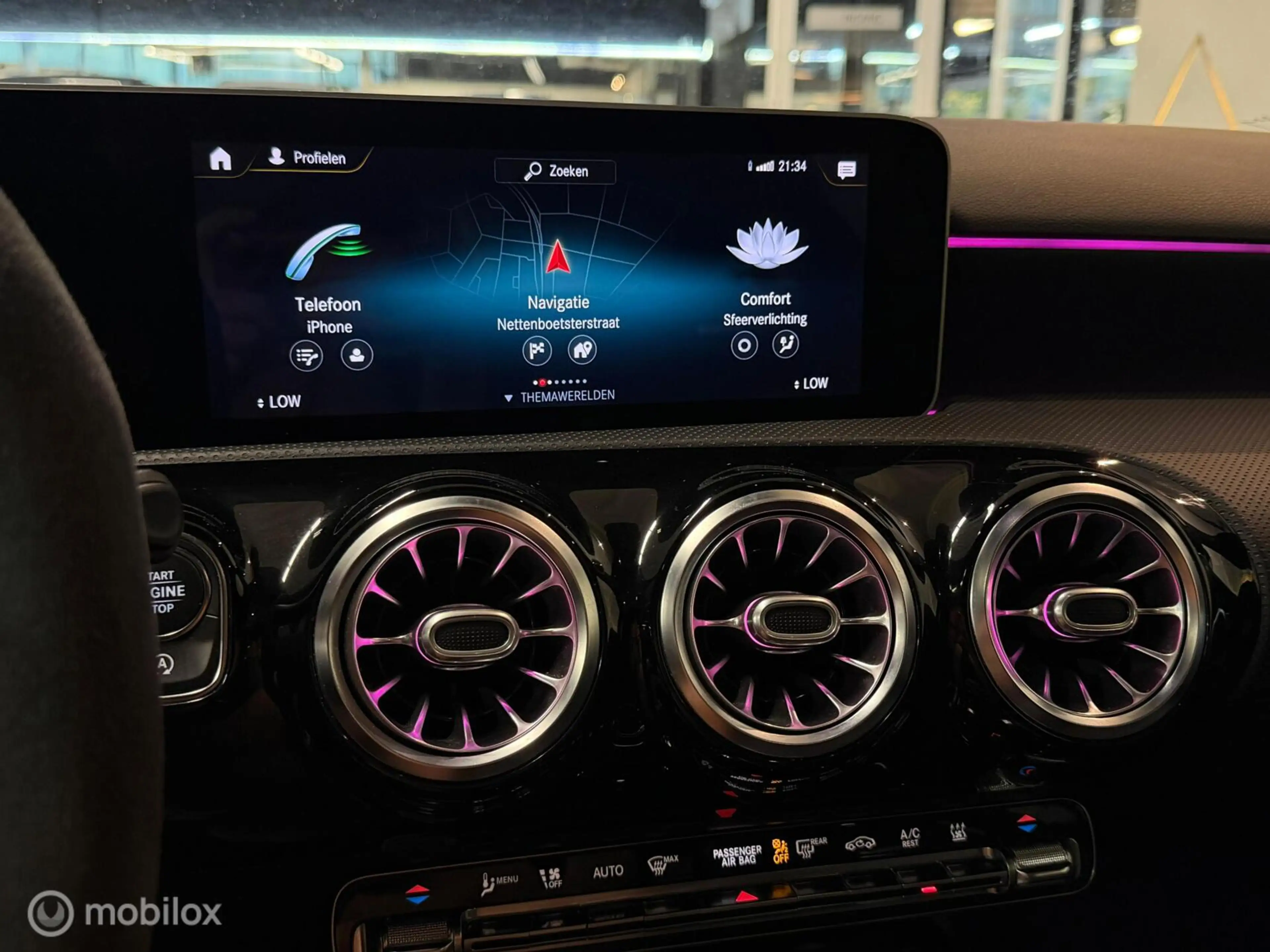 Mercedes-Benz A 35 AMG 4MATIC Edition 1 Panorama/Kuip/Burmester/HUD/Nardo — photo 36