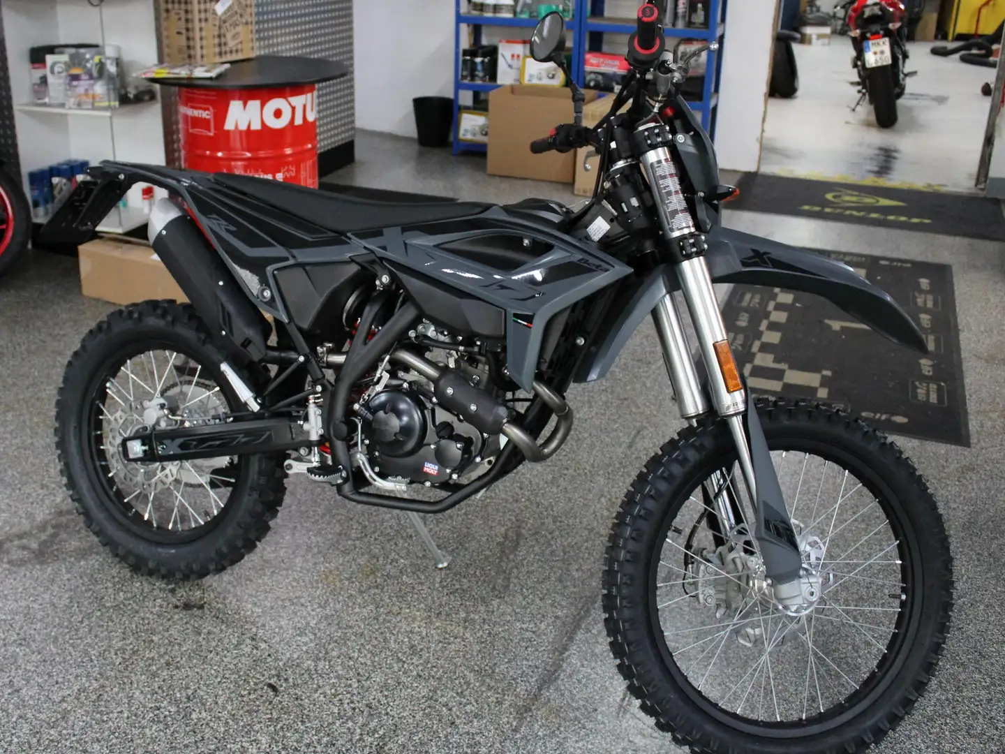 Beta RR 125 4T X Negro - 1
