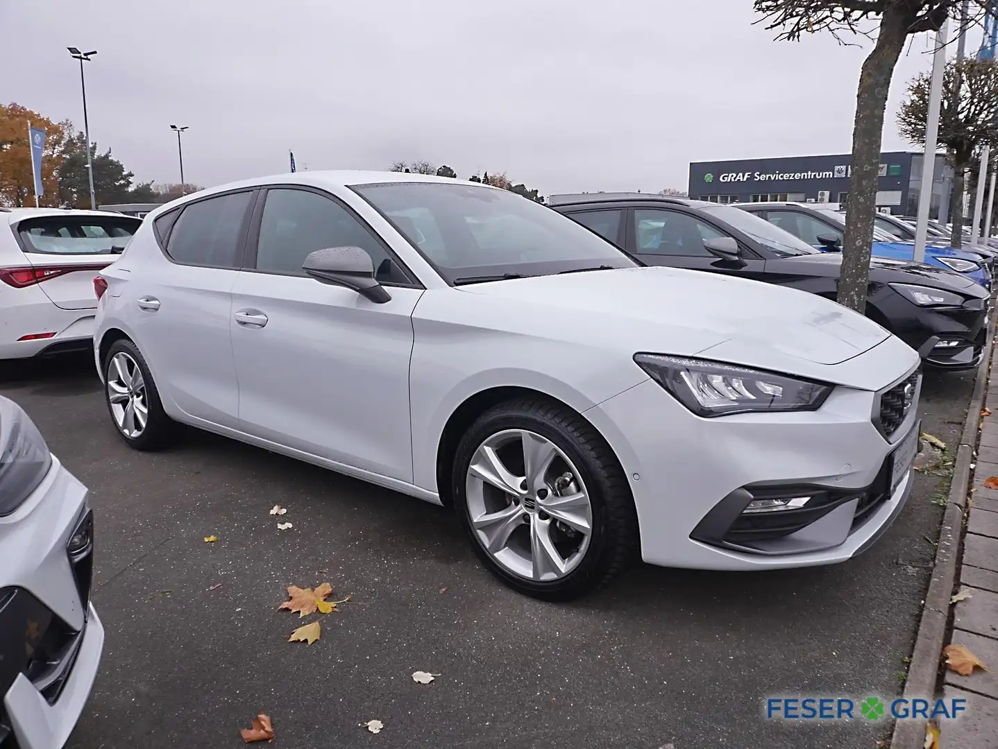 SEAT Leon FR-Line 2.0TDI DSG RFK ACC Keyless Navi 17" Weiß - 2