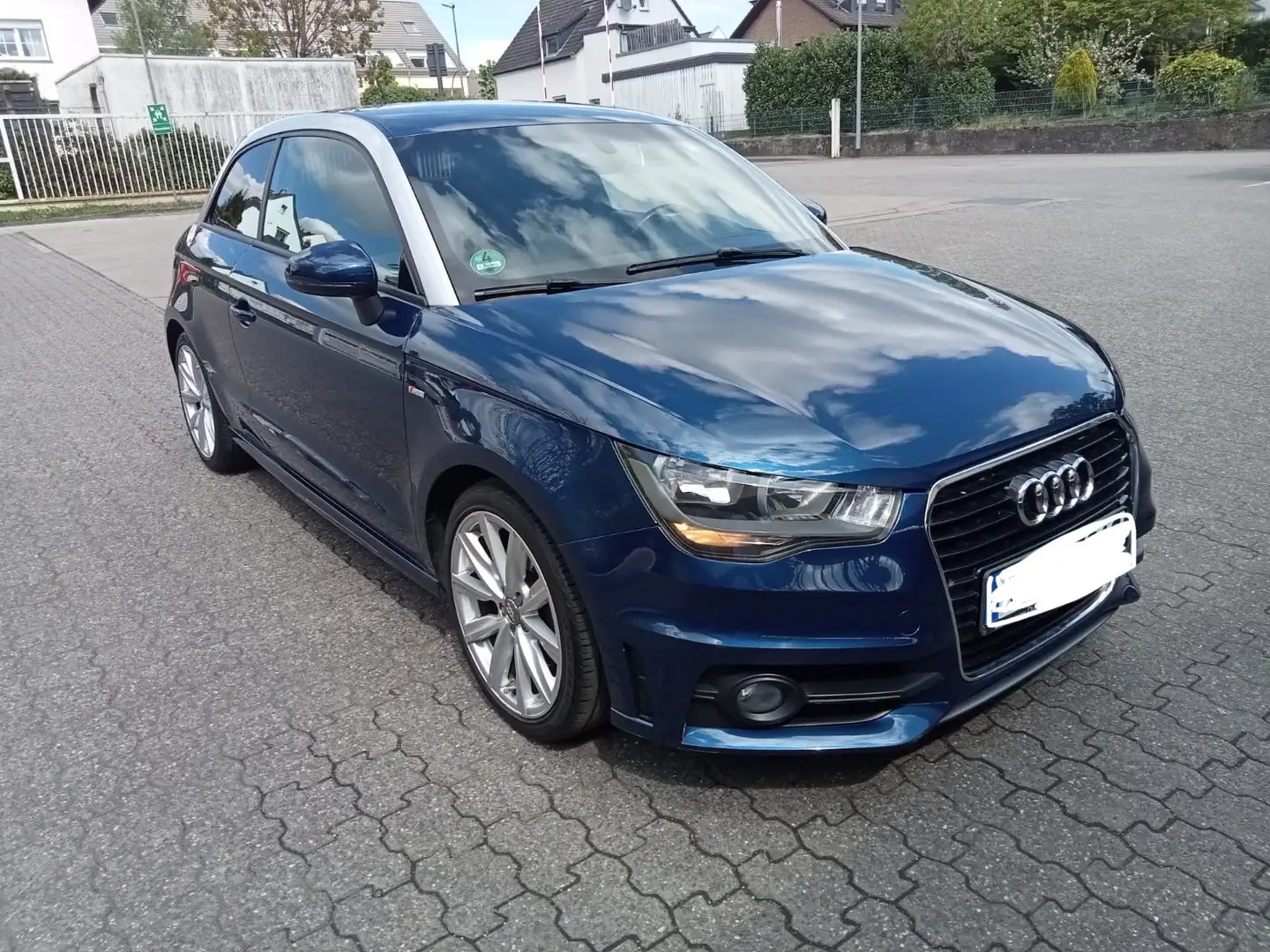 Audi A1 ambition Blau - 2