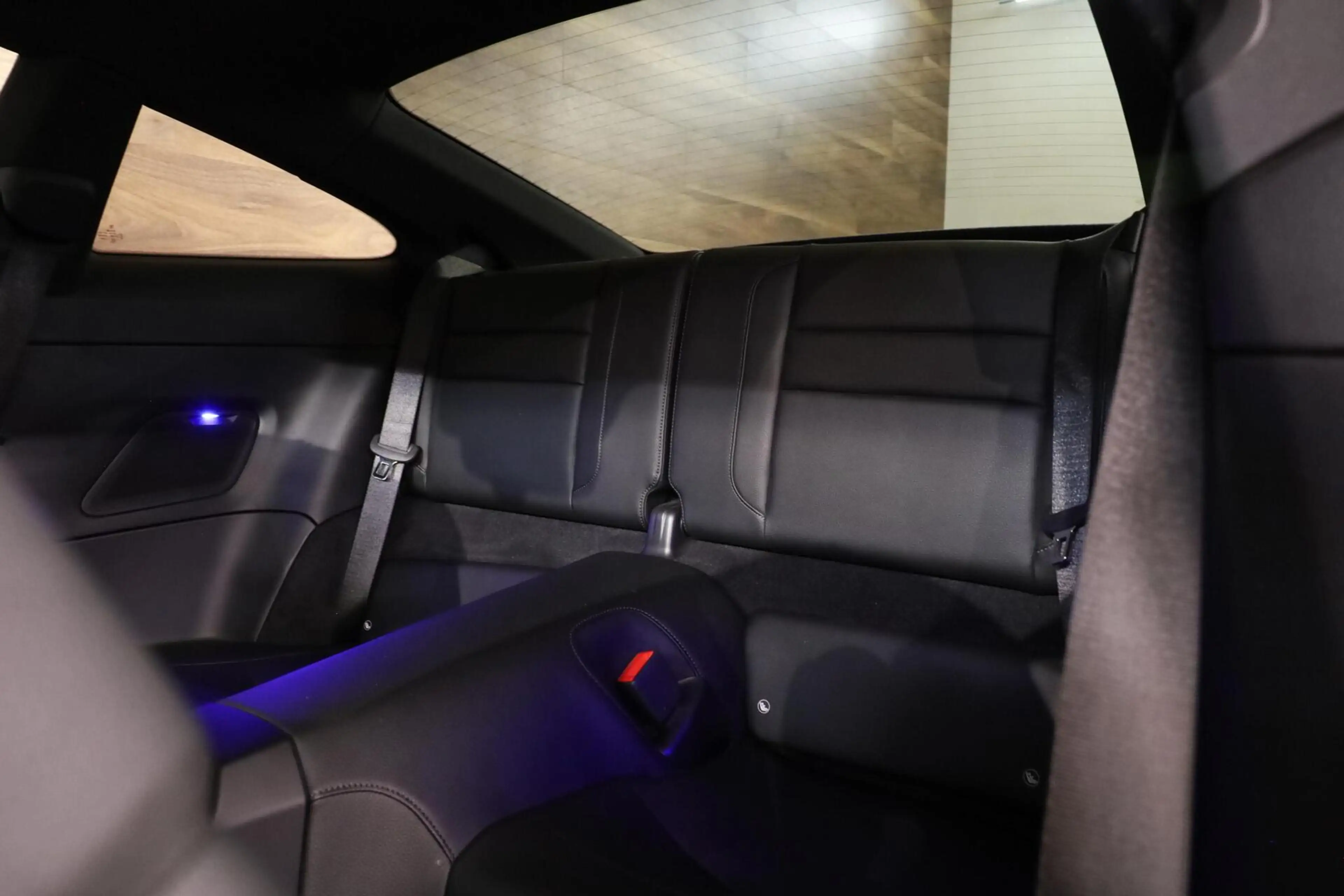 Porsche 992 3.0 Carrera — photo 11
