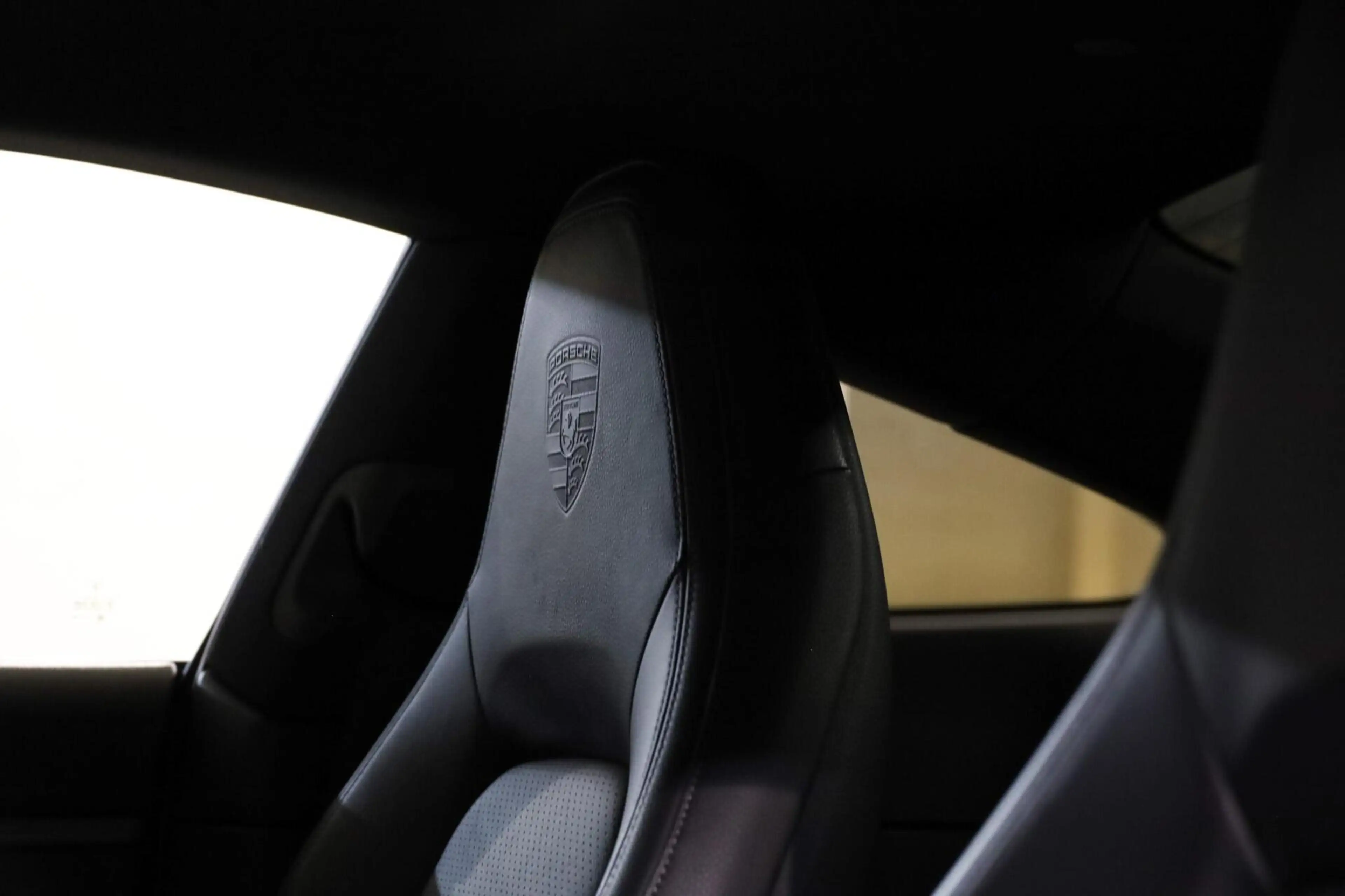 Porsche 992 3.0 Carrera — photo 27