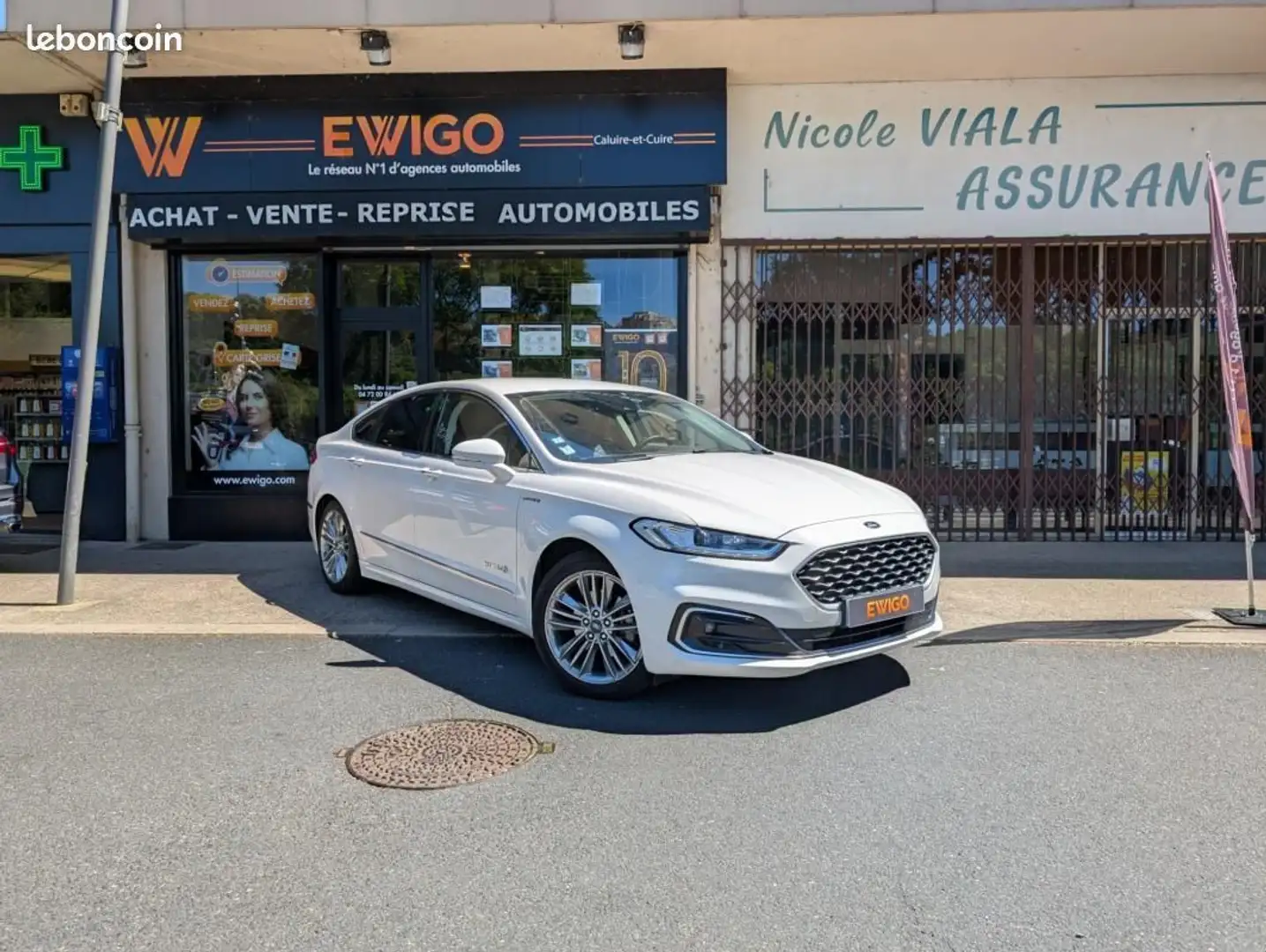 Ford Mondeo IV HYBRID 187 ch Vignale BVA Weiß - 1
