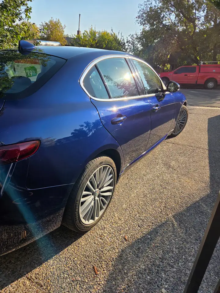 Alfa Romeo Giulia снимка Alfa Romeo Giulia