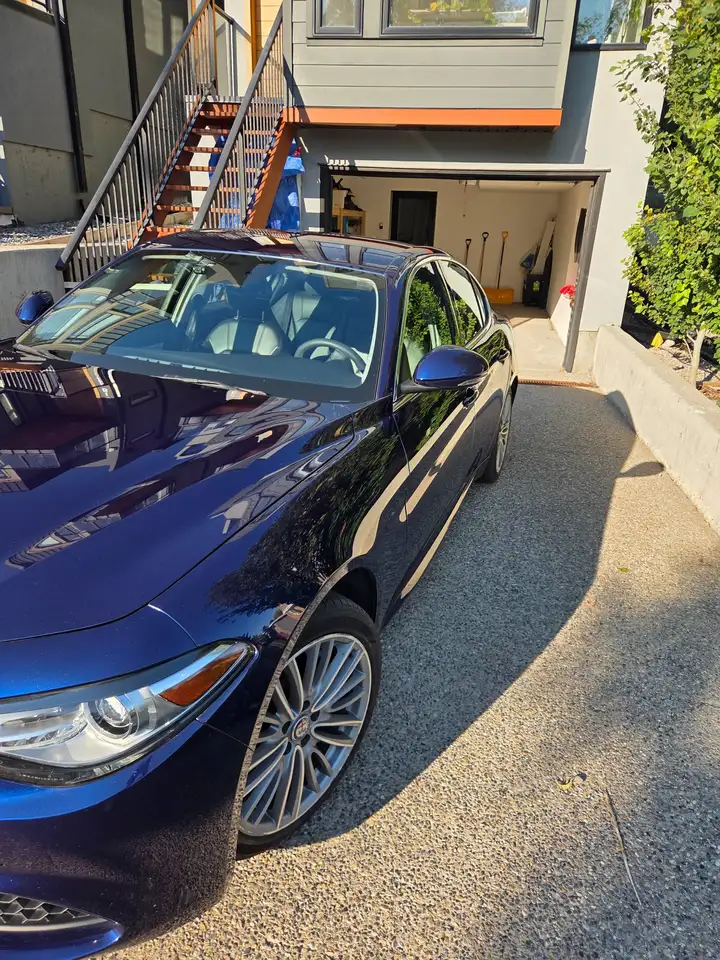 Alfa Romeo Giulia снимка Alfa Romeo Giulia