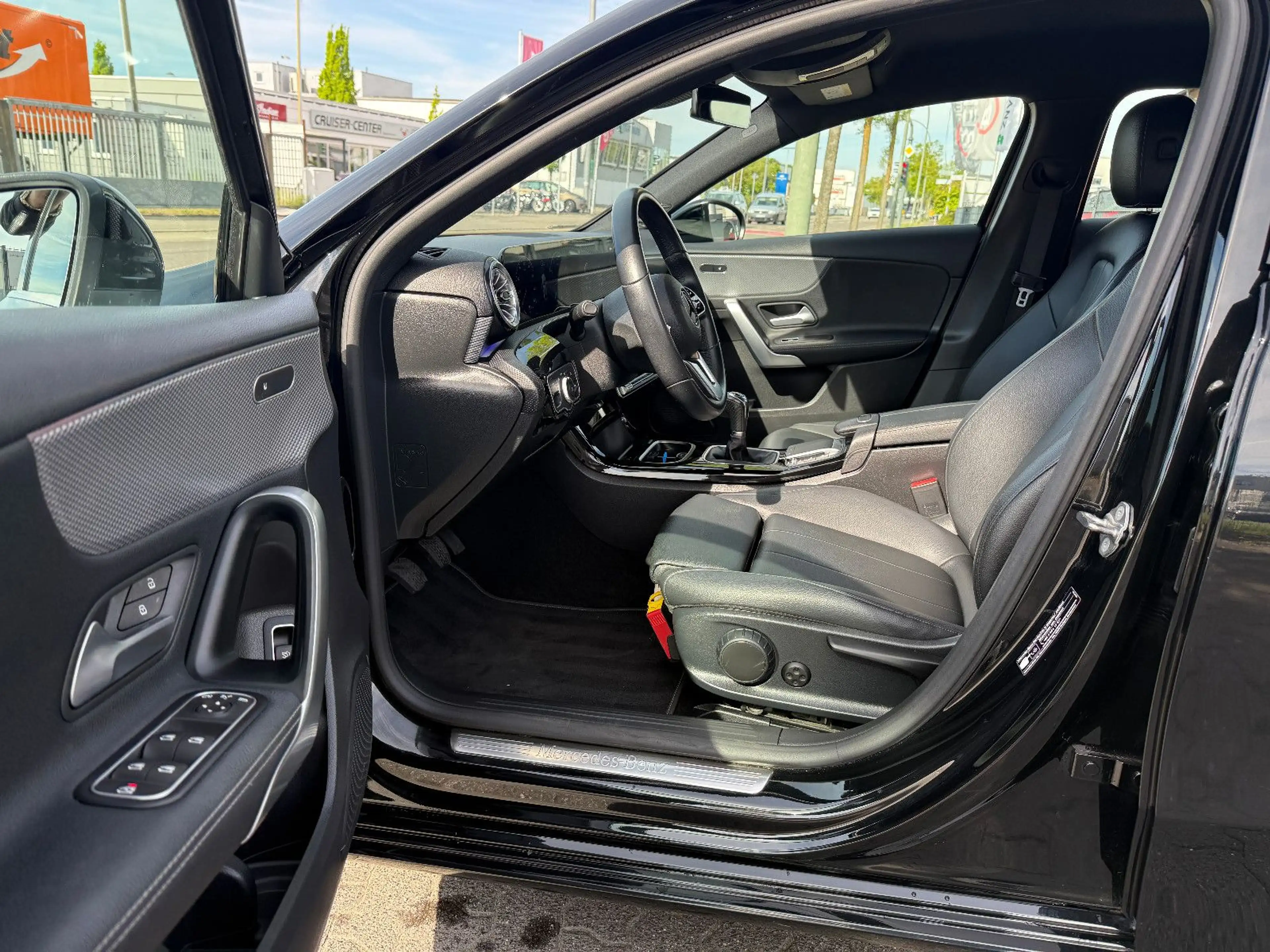 Mercedes-Benz A 180 A180 Lim. Progressive NAVI KAMERA FINANZIERUNG — photo 9