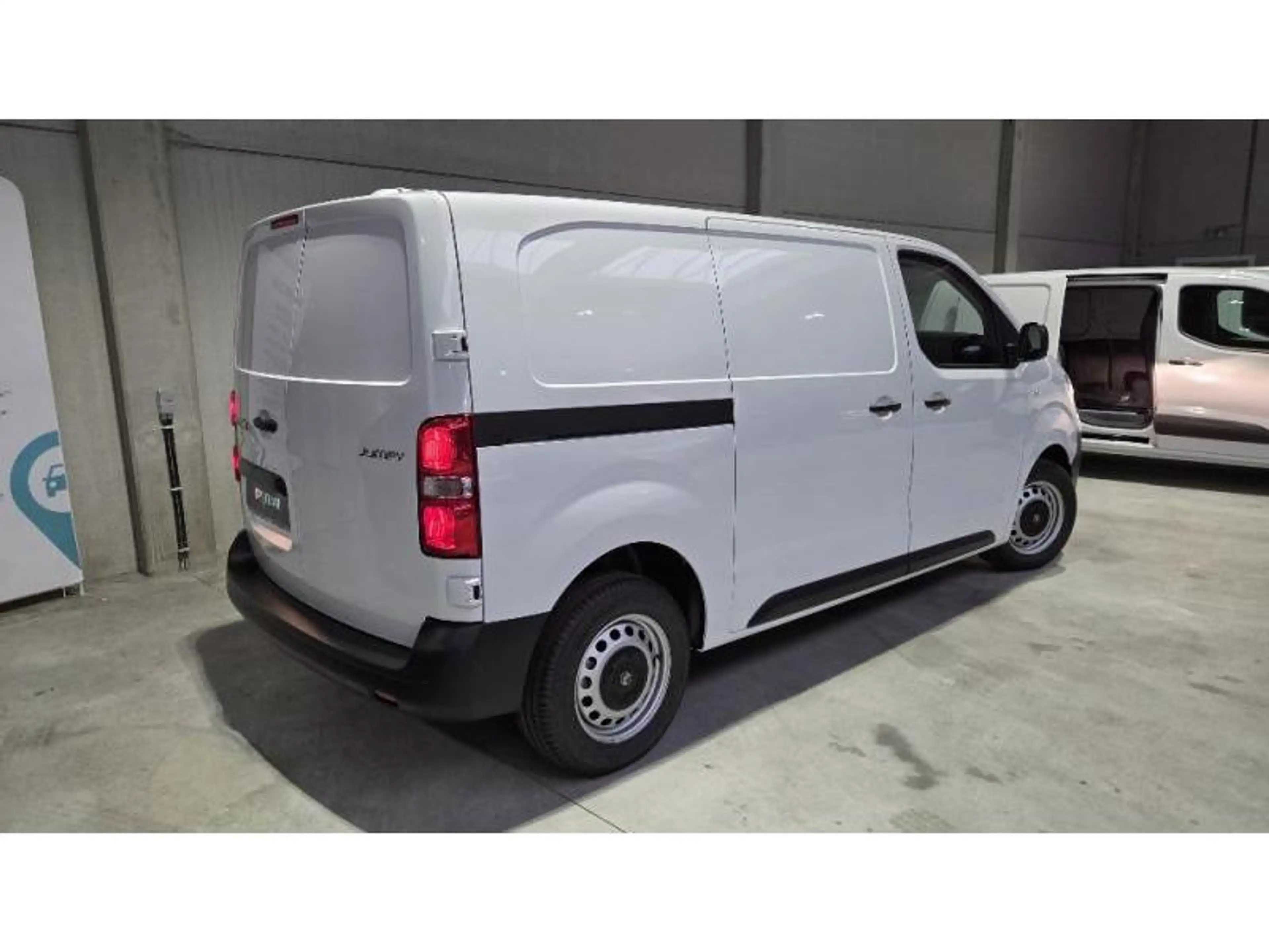 Citroen Jumpy M — photo 3