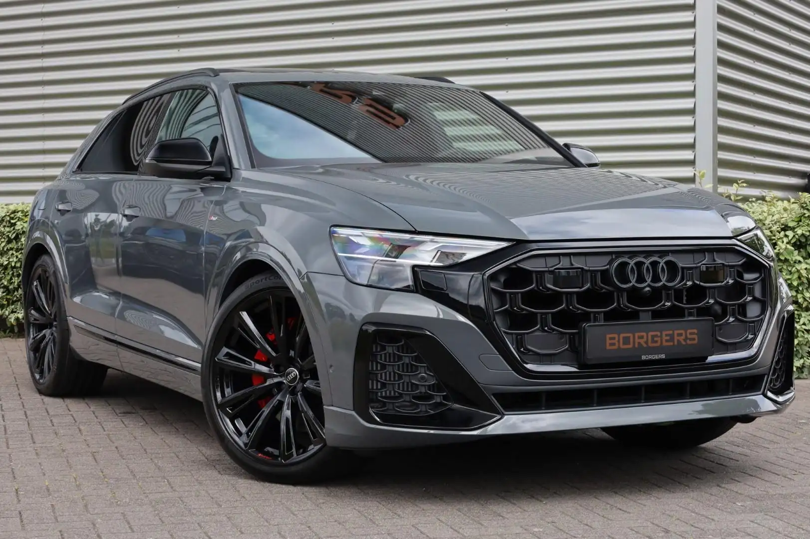 Audi Q8 60 TFSIe Nimbusgrey l Carbon l Volleder l Trekhaak Grijs - 1