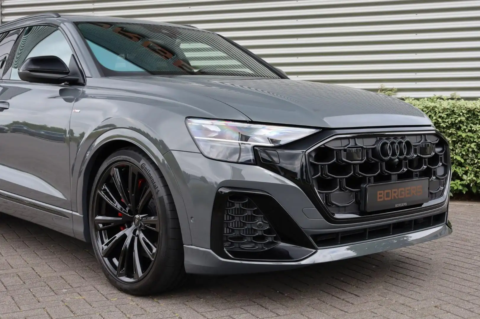 Audi Q8 60 TFSIe Nimbusgrey l Carbon l Volleder l Trekhaak Grijs - 2