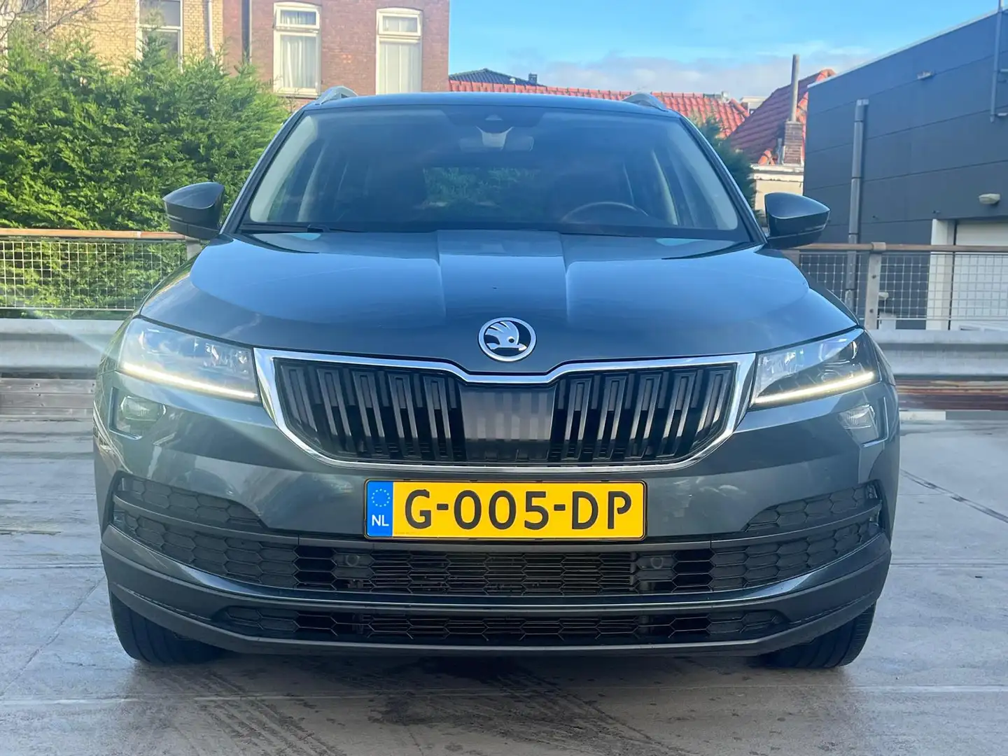 Skoda Karoq 1.5 TSI 150PK ACT Style | CAMERA ACHTER | STOELVER Gris - 2