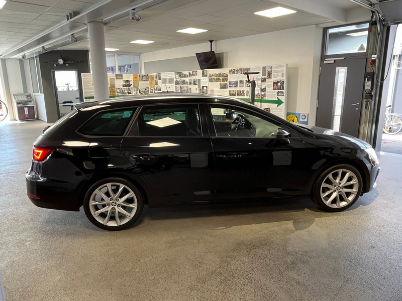 SEAT Leon ST FR — photo 8
