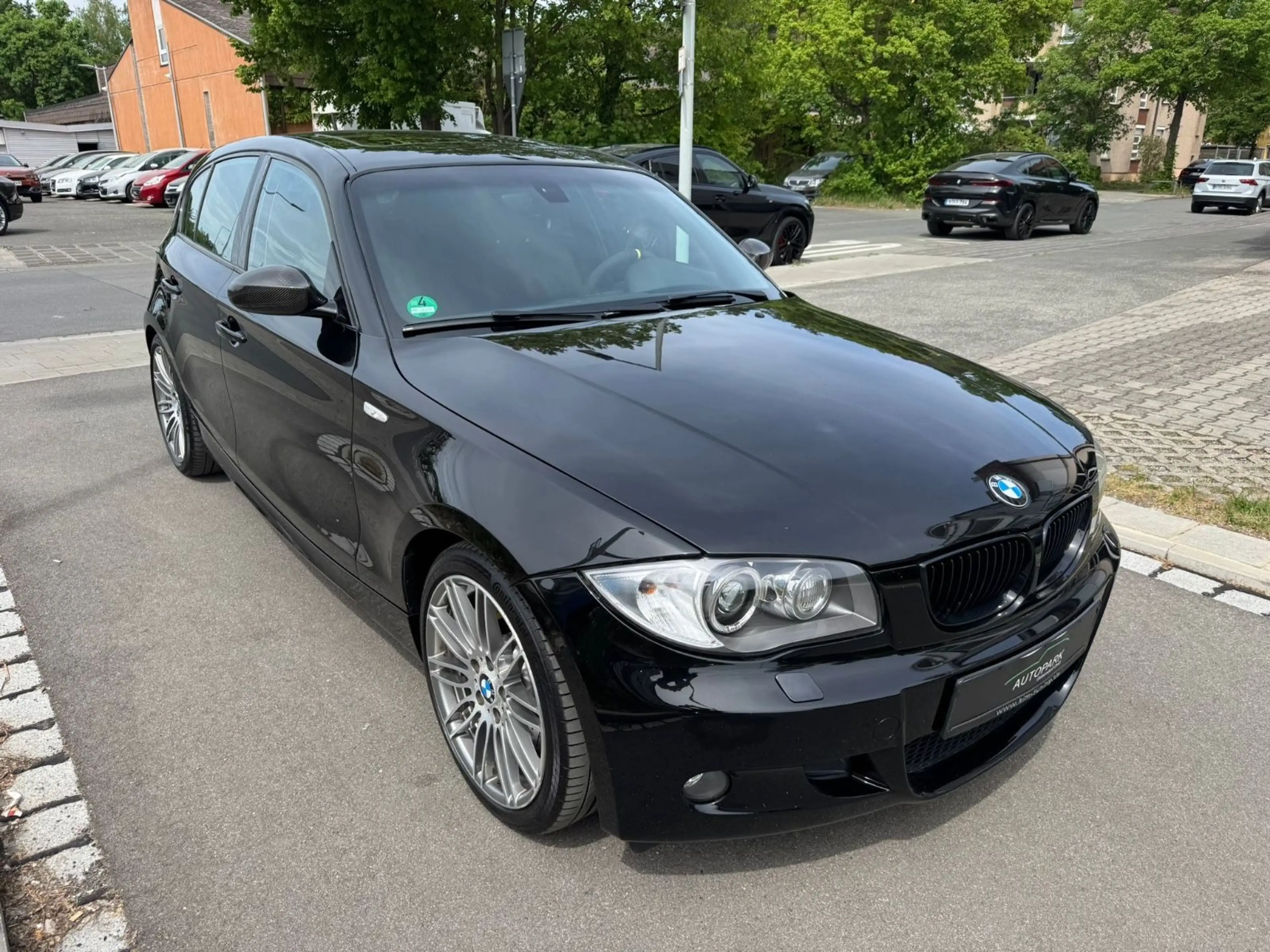 BMW 130 i M Sport/Performance/Keyless-Go/GSD/SHZ/PDC — photo 2