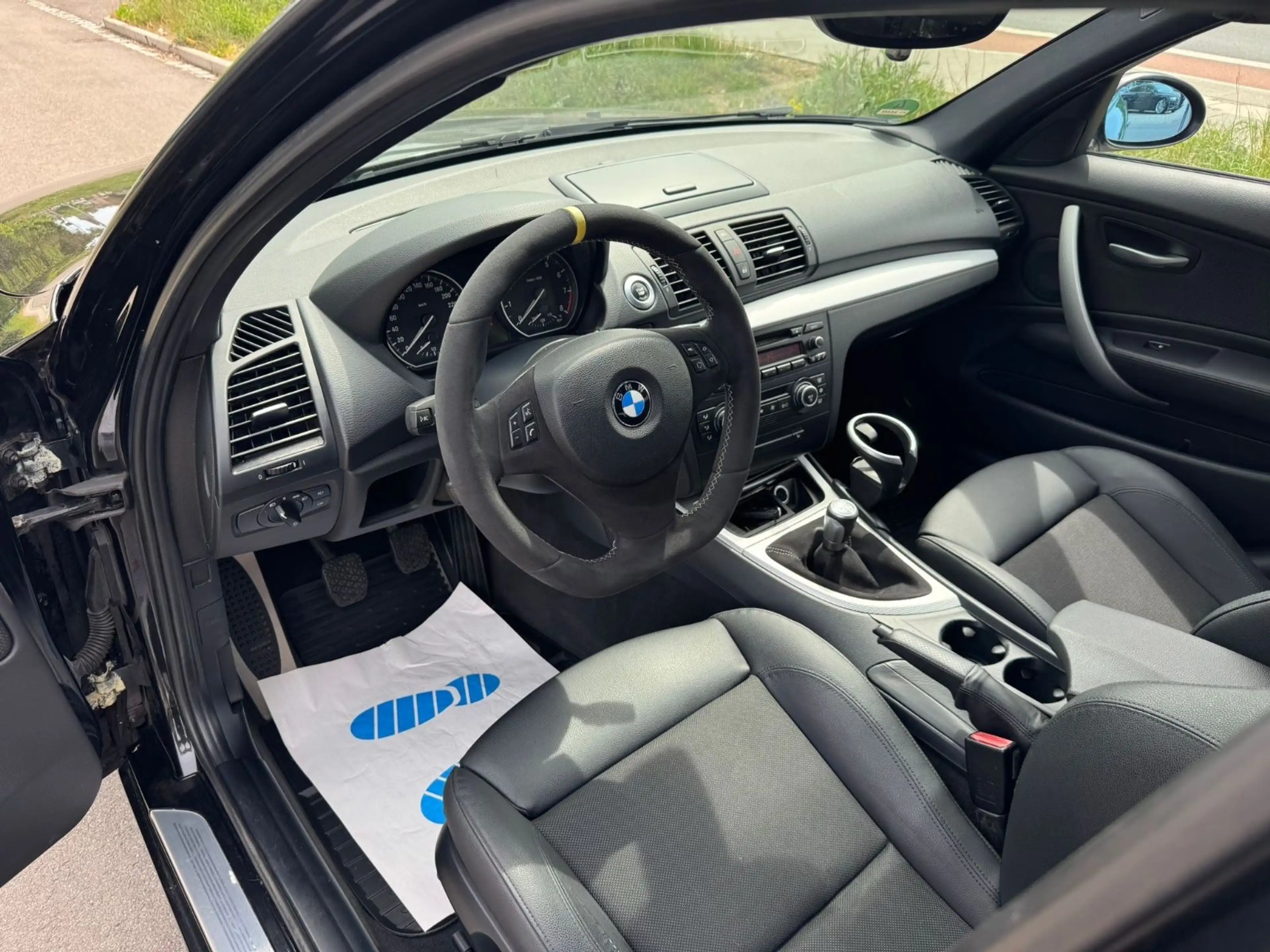 BMW 130 i M Sport/Performance/Keyless-Go/GSD/SHZ/PDC — photo 6