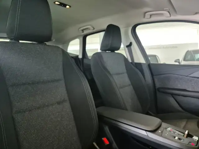 BMW 225 e xDrive Active Tourer U06 Ansicht 12